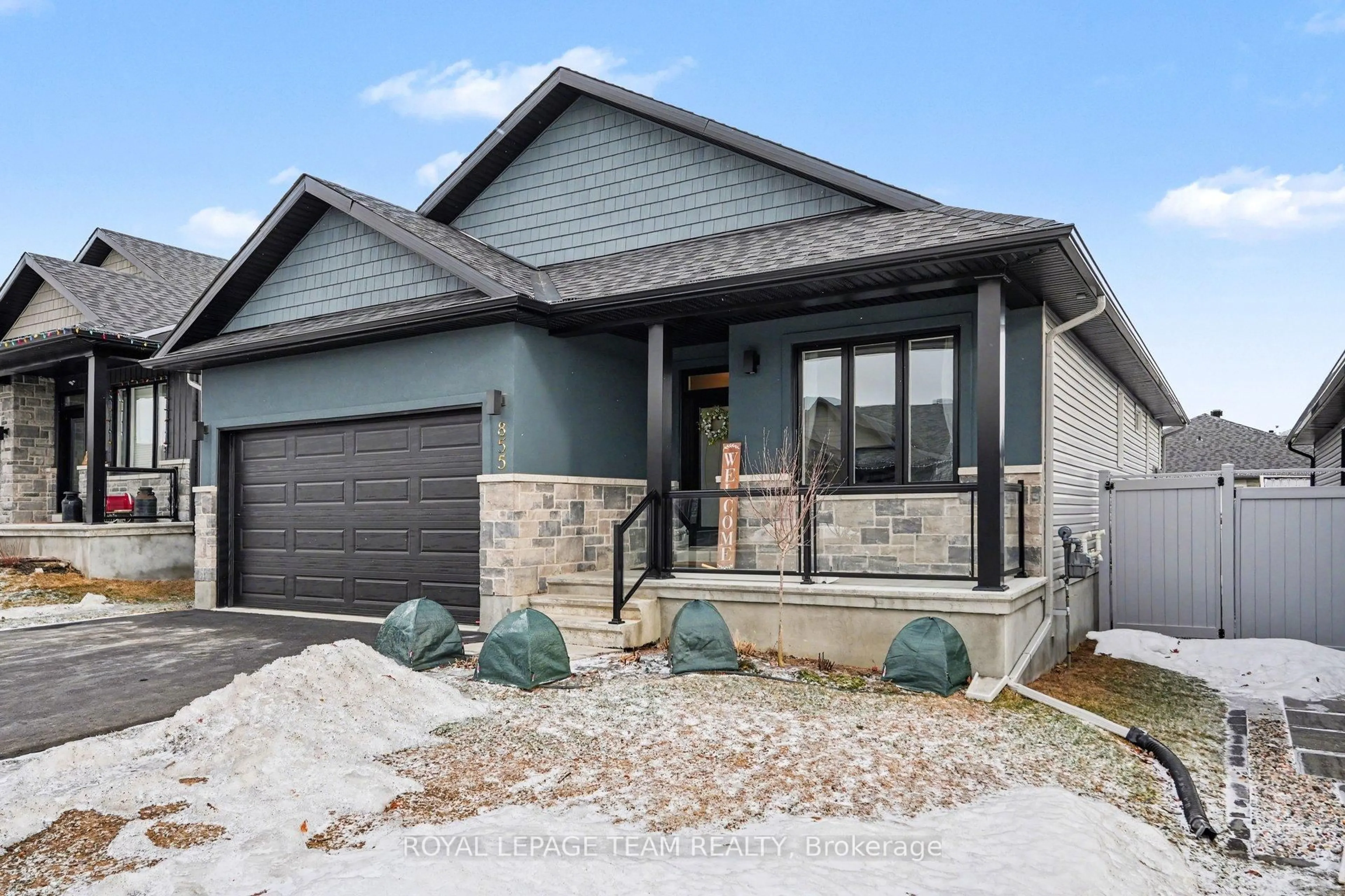 Home with brick exterior material, street for 855 Reaume St, Almonte Ontario K0A 1A0