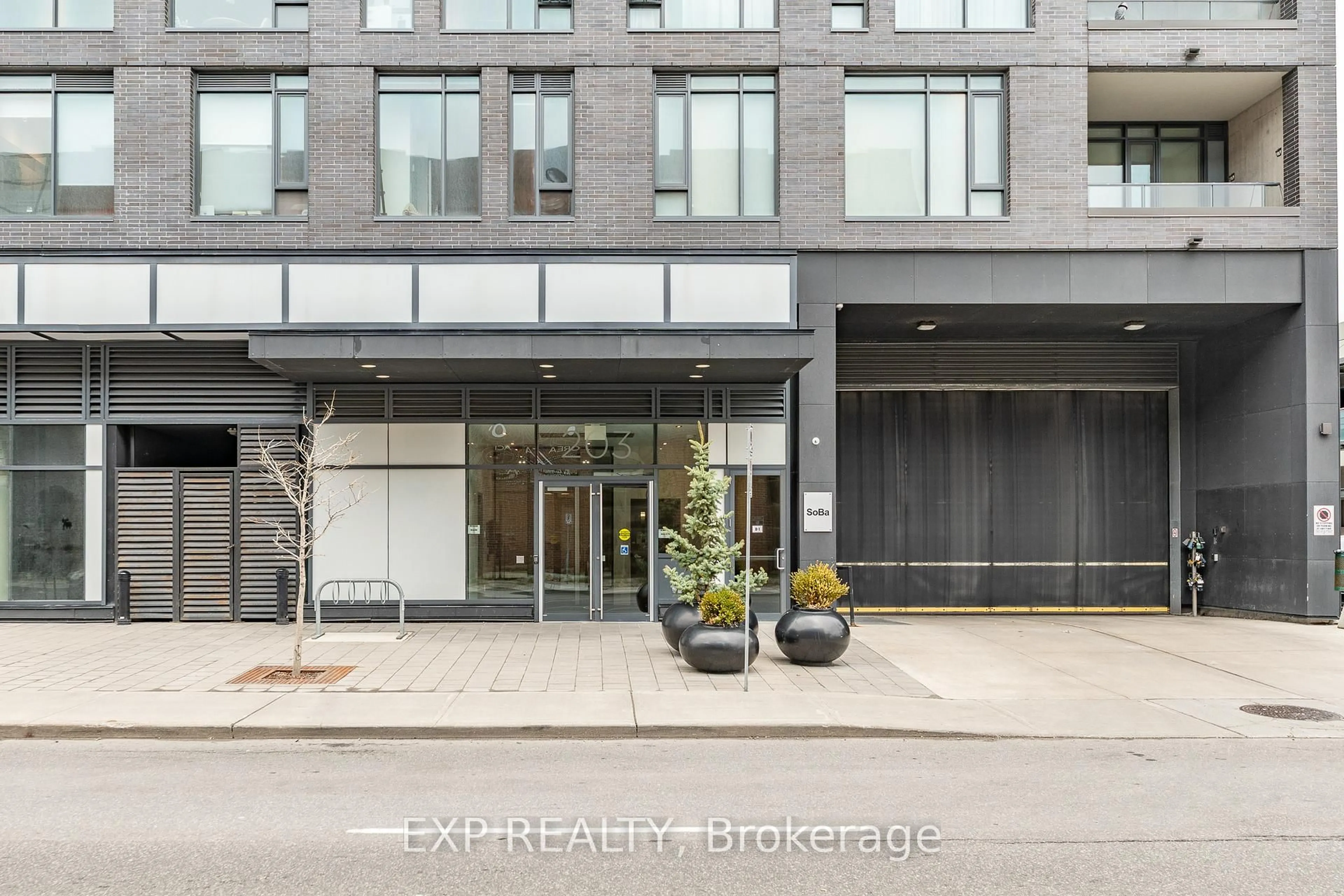 Unknown for 203 CATHERINE St #1102, Ottawa Ontario K2P 1J5