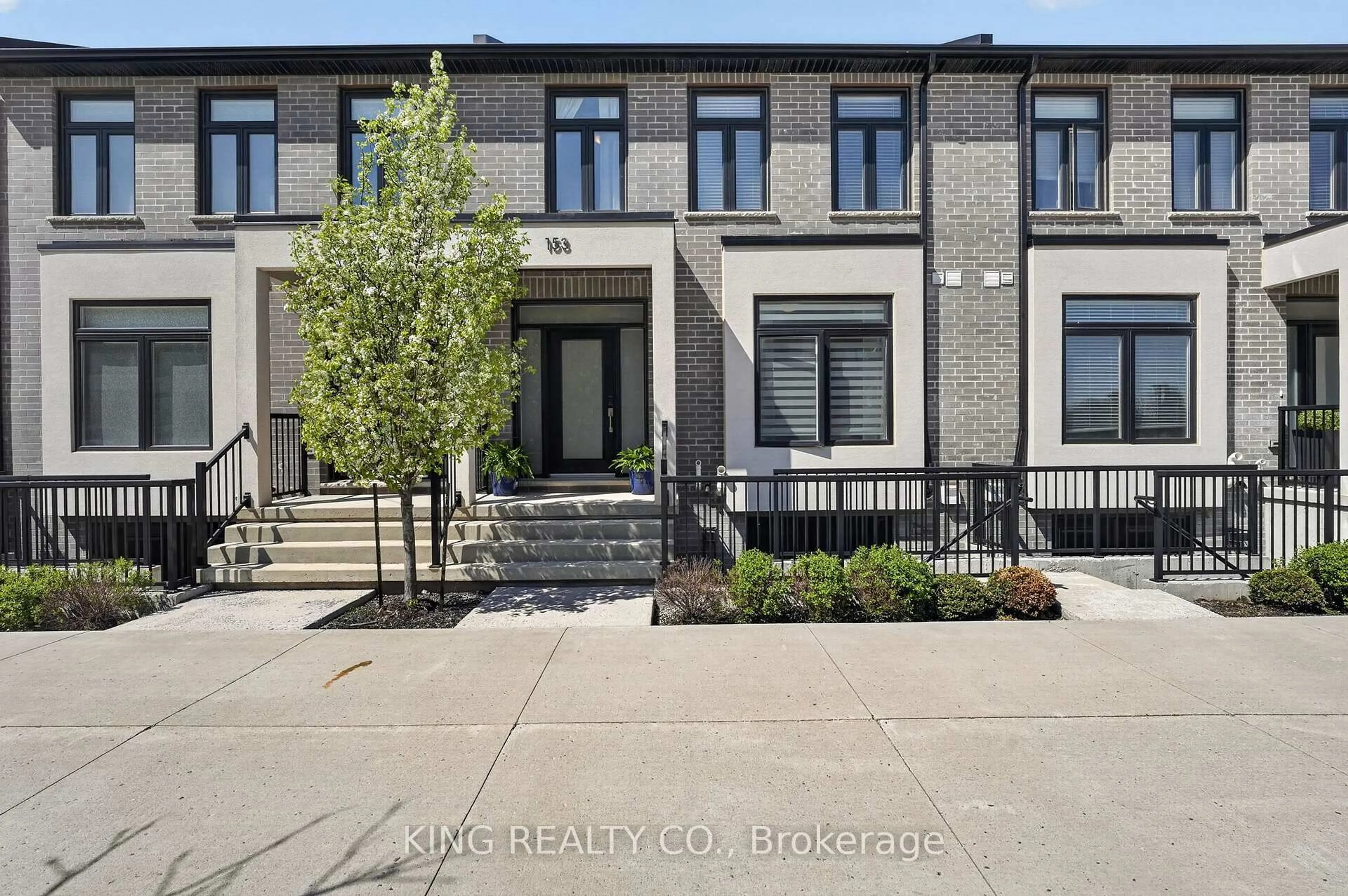 Home with brick exterior material, street for 153 Summersides Blvd #5, Pelham Ontario L0S 1E6