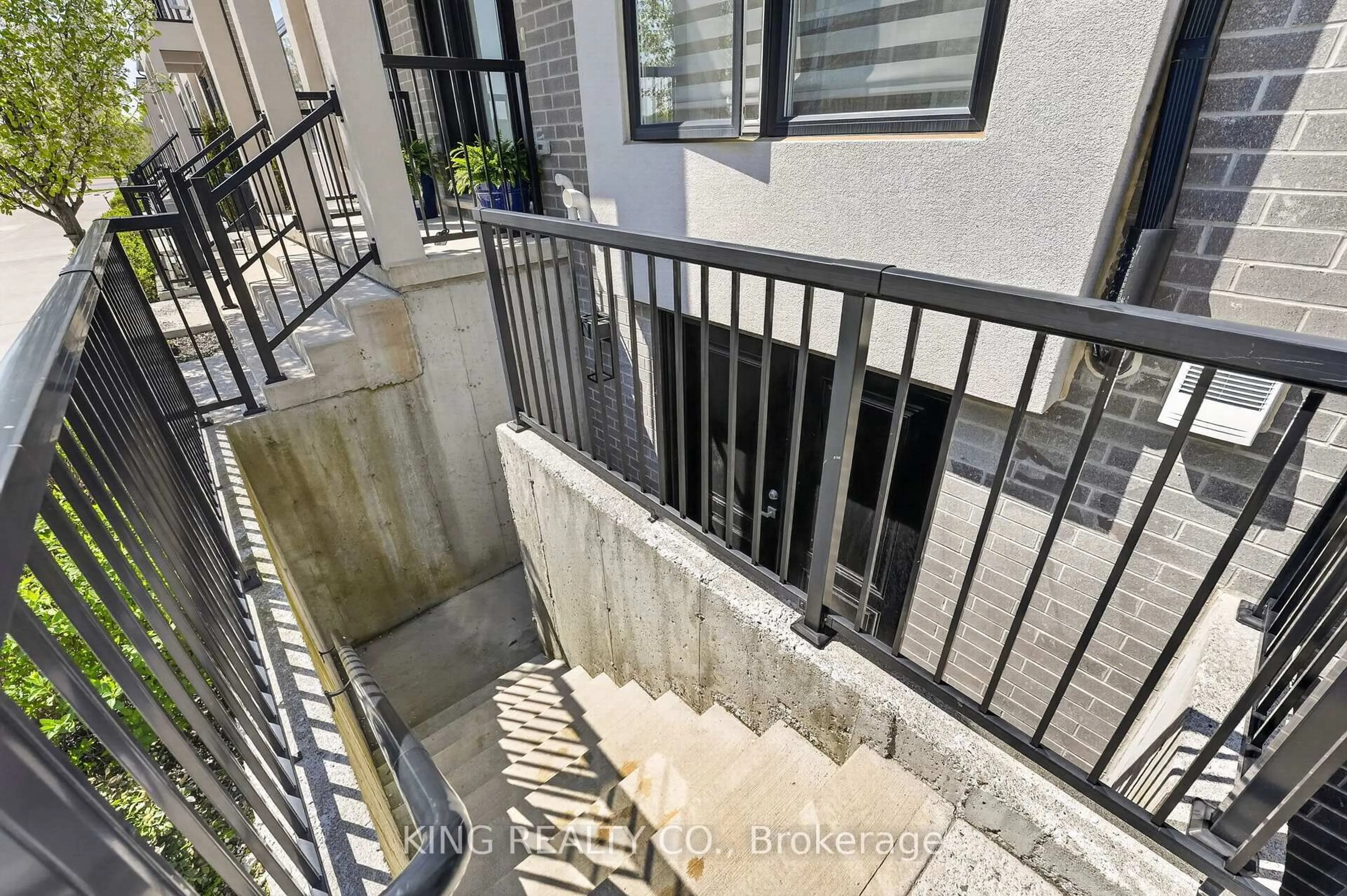 Unknown for 153 Summersides Blvd #5, Pelham Ontario L0S 1E6