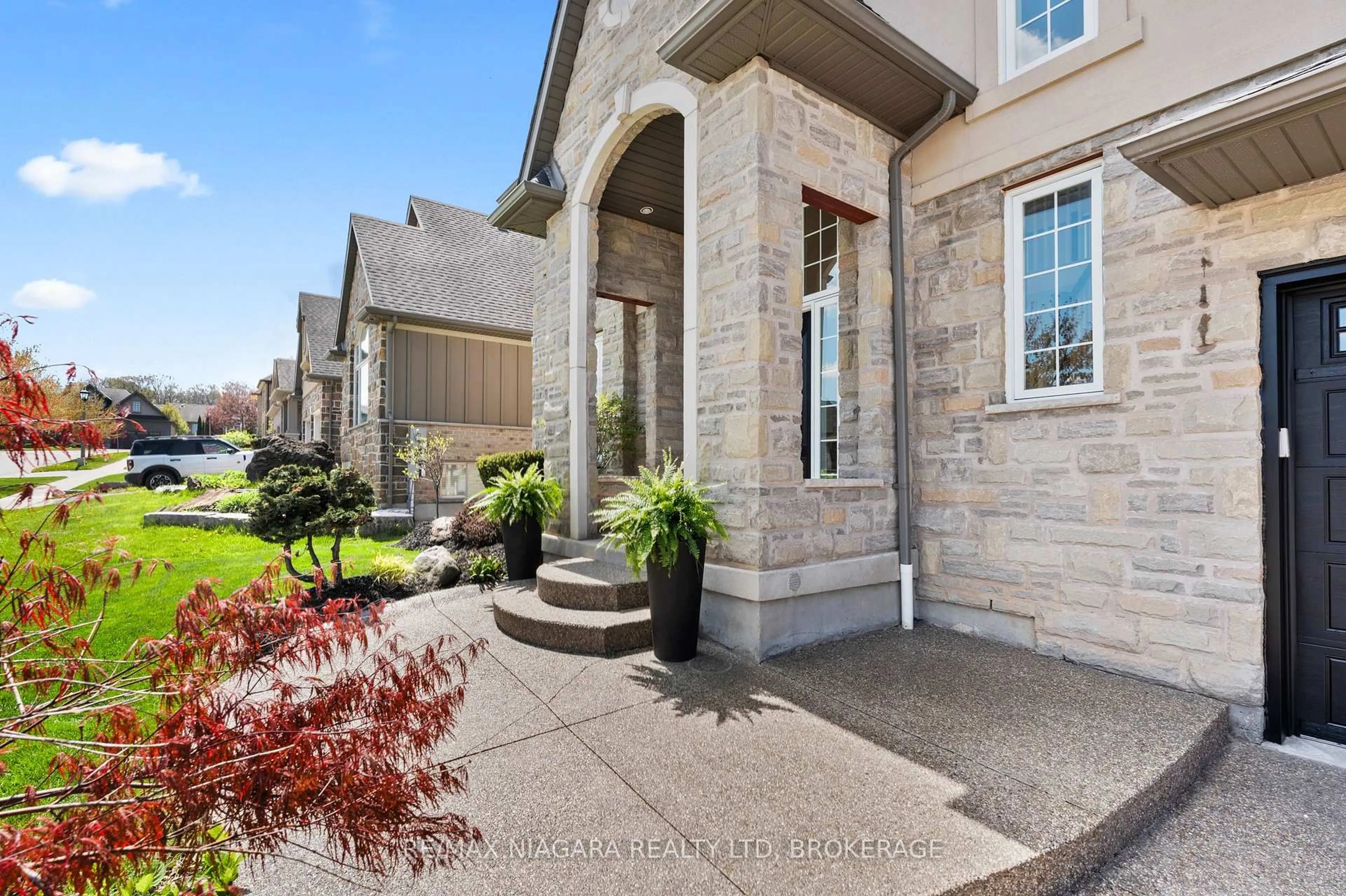 Unknown for 24 Red Haven Dr, Niagara-on-the-Lake Ontario L0S 1P0