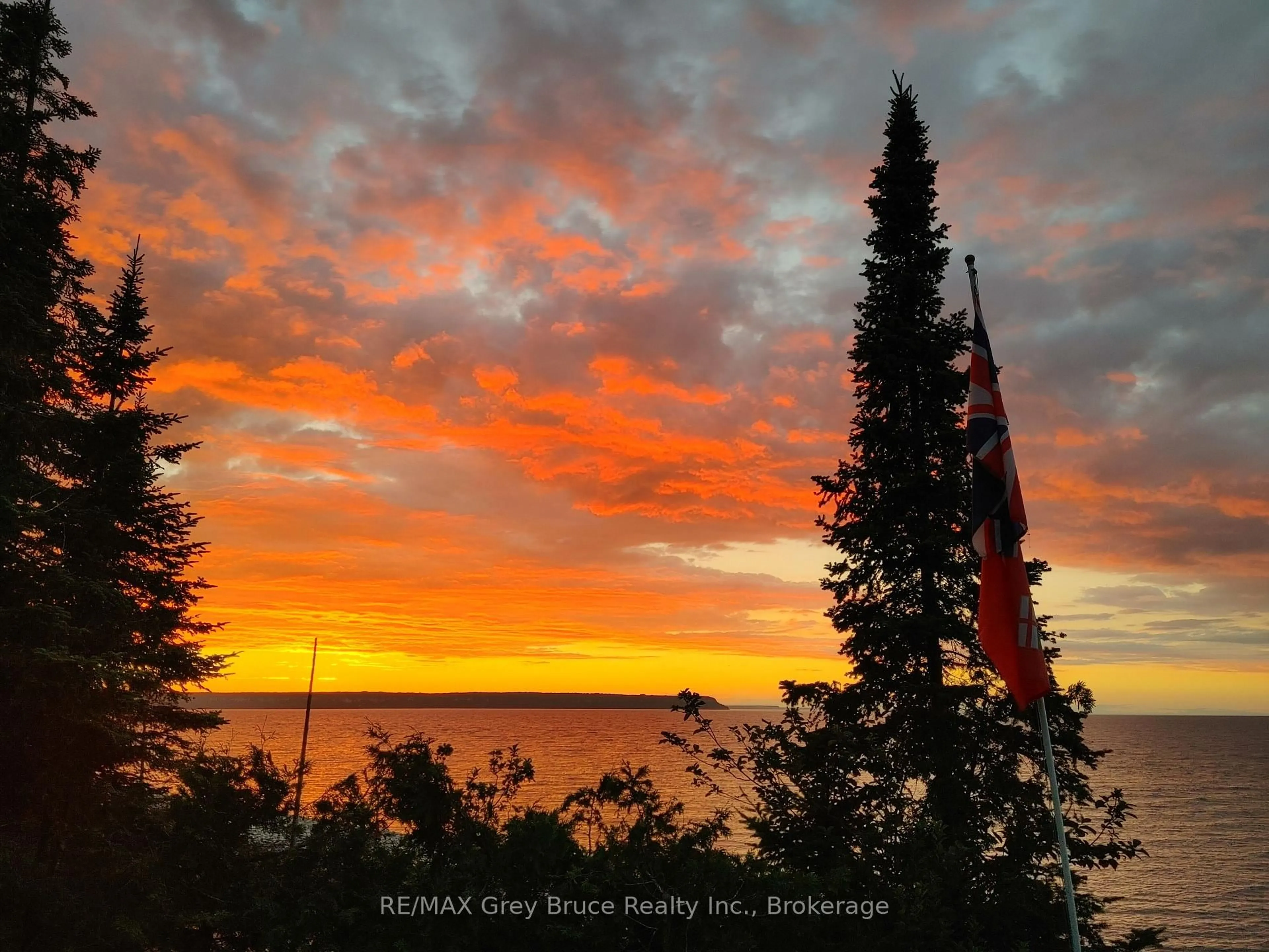 Blurry image for 287 Rush Cove Rd, Northern Bruce Peninsula Ontario N0H 1W0