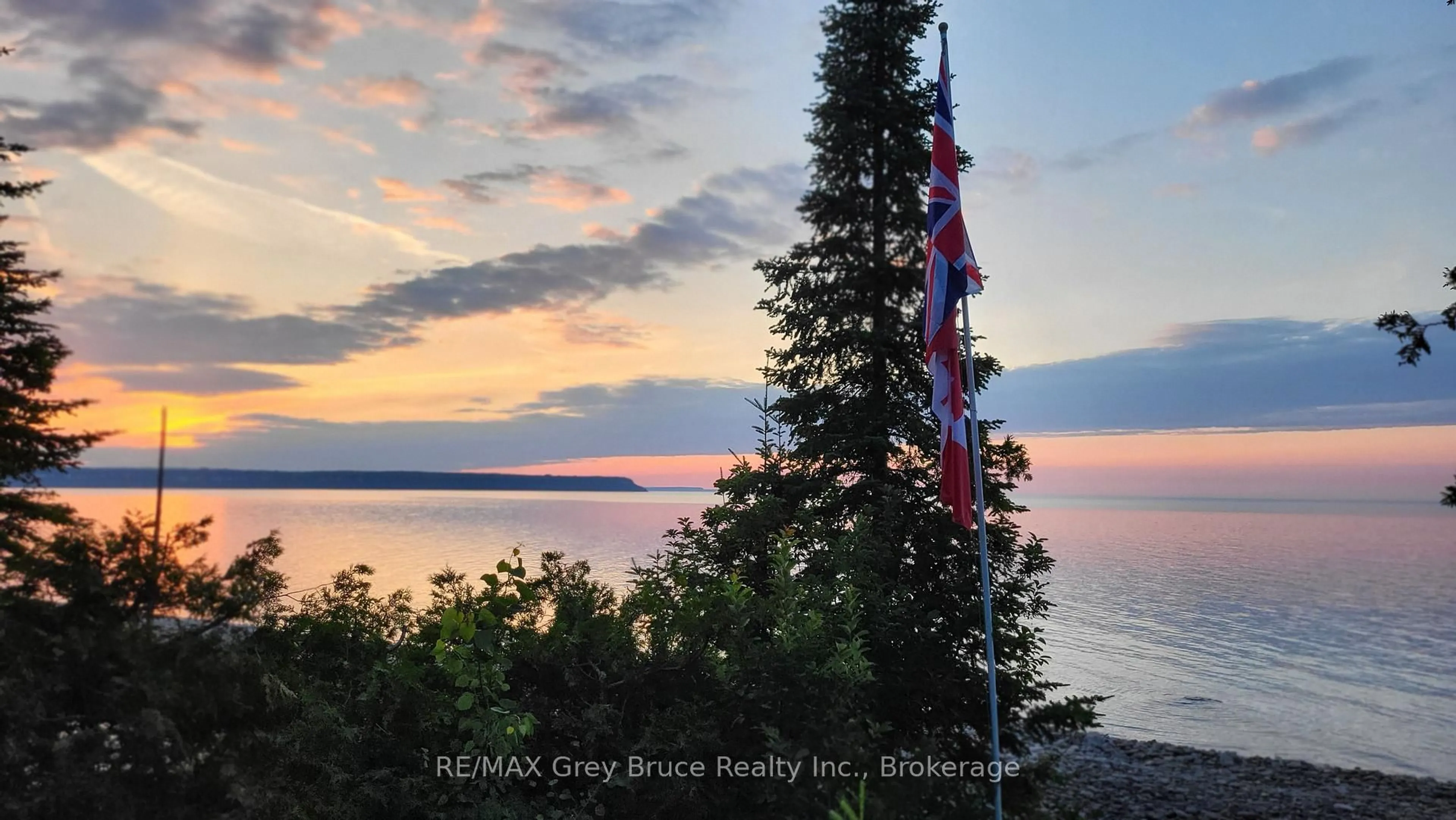 Blurry image for 287 Rush Cove Rd, Northern Bruce Peninsula Ontario N0H 1W0