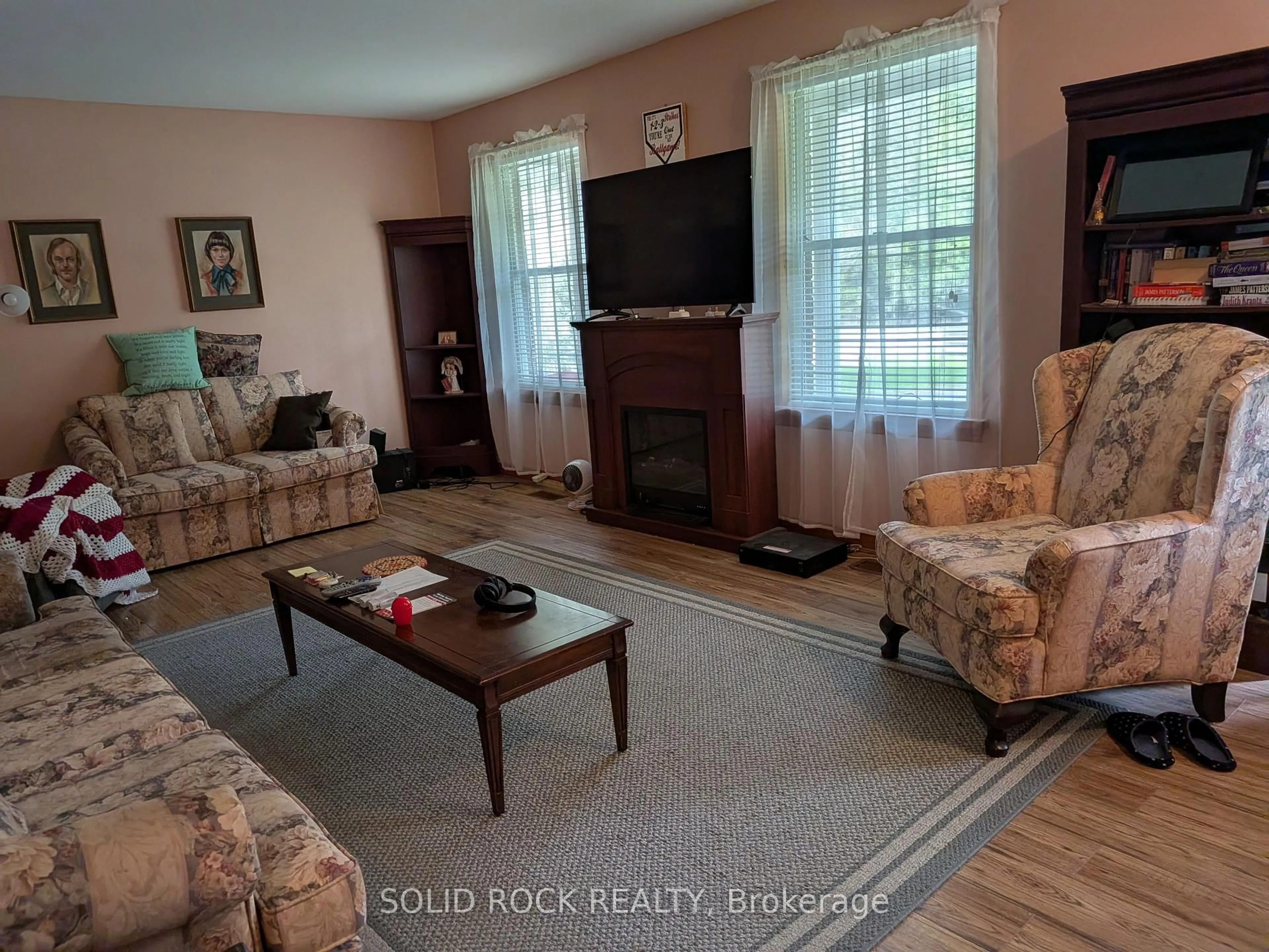 Living room with furniture, unknown for 1326 12th Line, Trent Hills Ontario K0L 1L0
