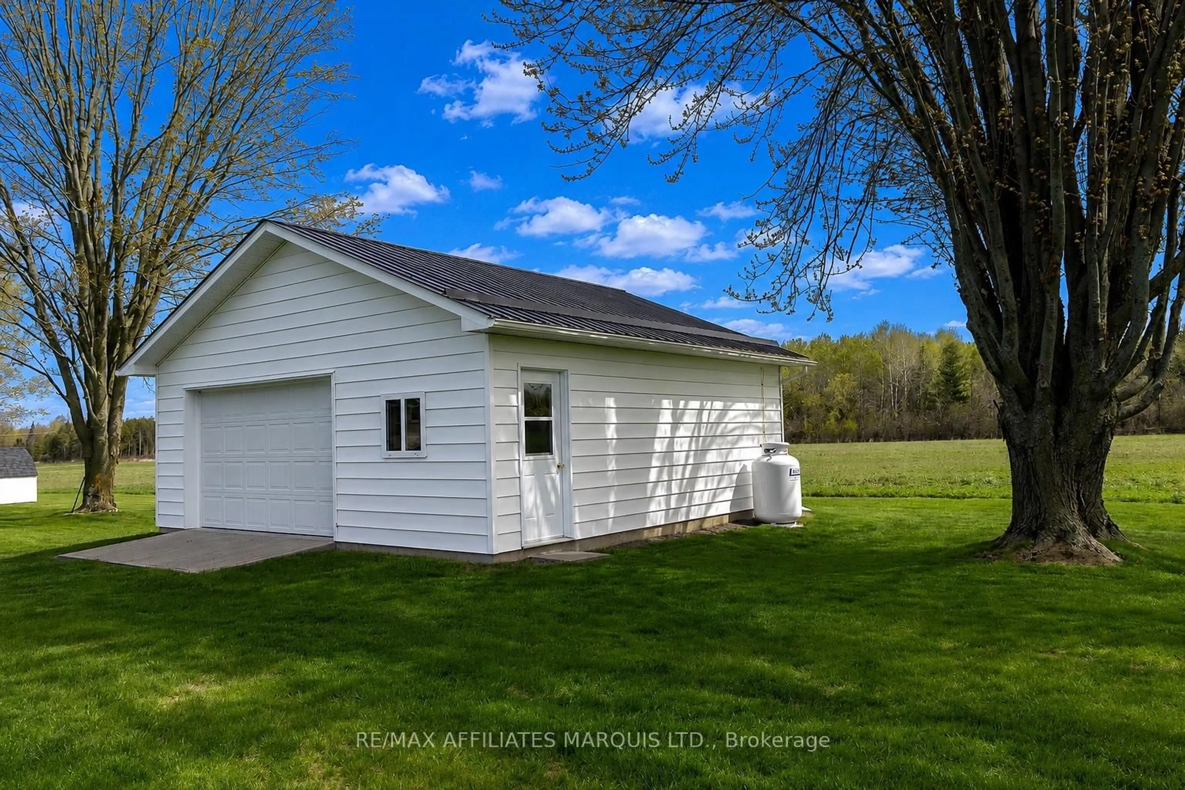 Shed for 4263 Boucks Hill Rd, South Dundas Ontario K0C 2H0