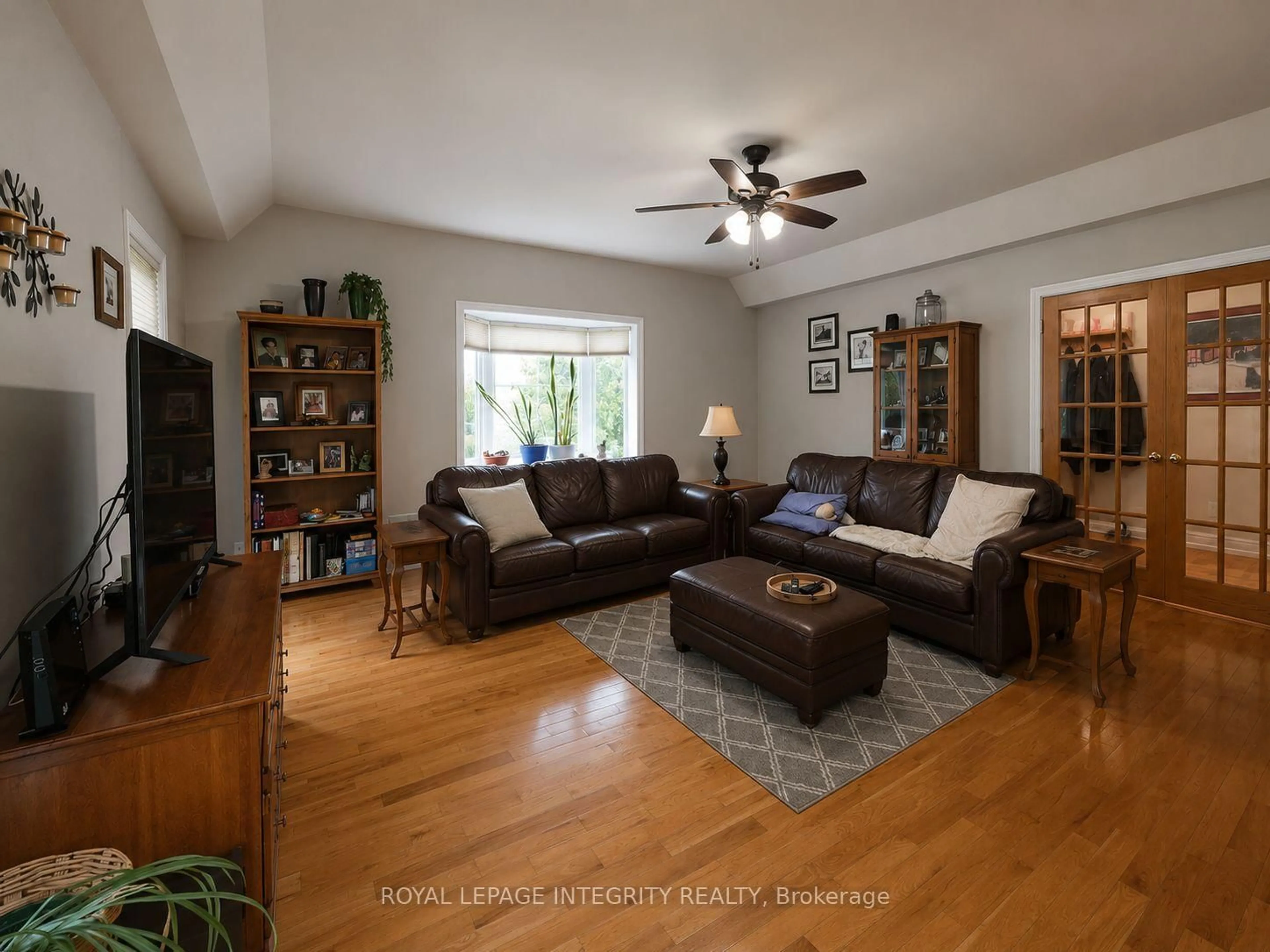 Living room with furniture, unknown for 21170 Concession 9 Rd, South Glengarry Ontario K0C 1Z0