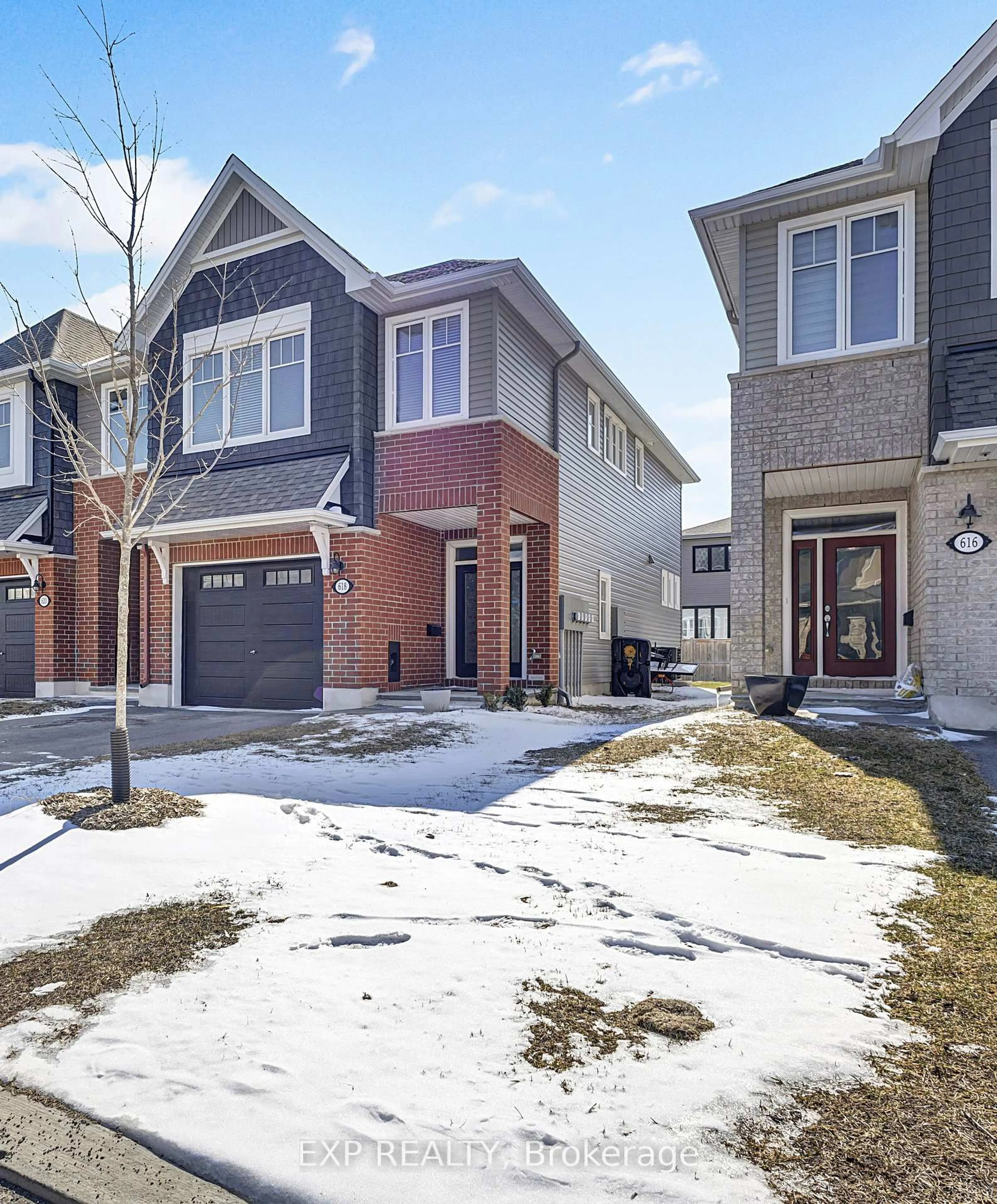 Home with brick exterior material, street for 618 Taliesin Cres, Ottawa Ontario K2S 2W5