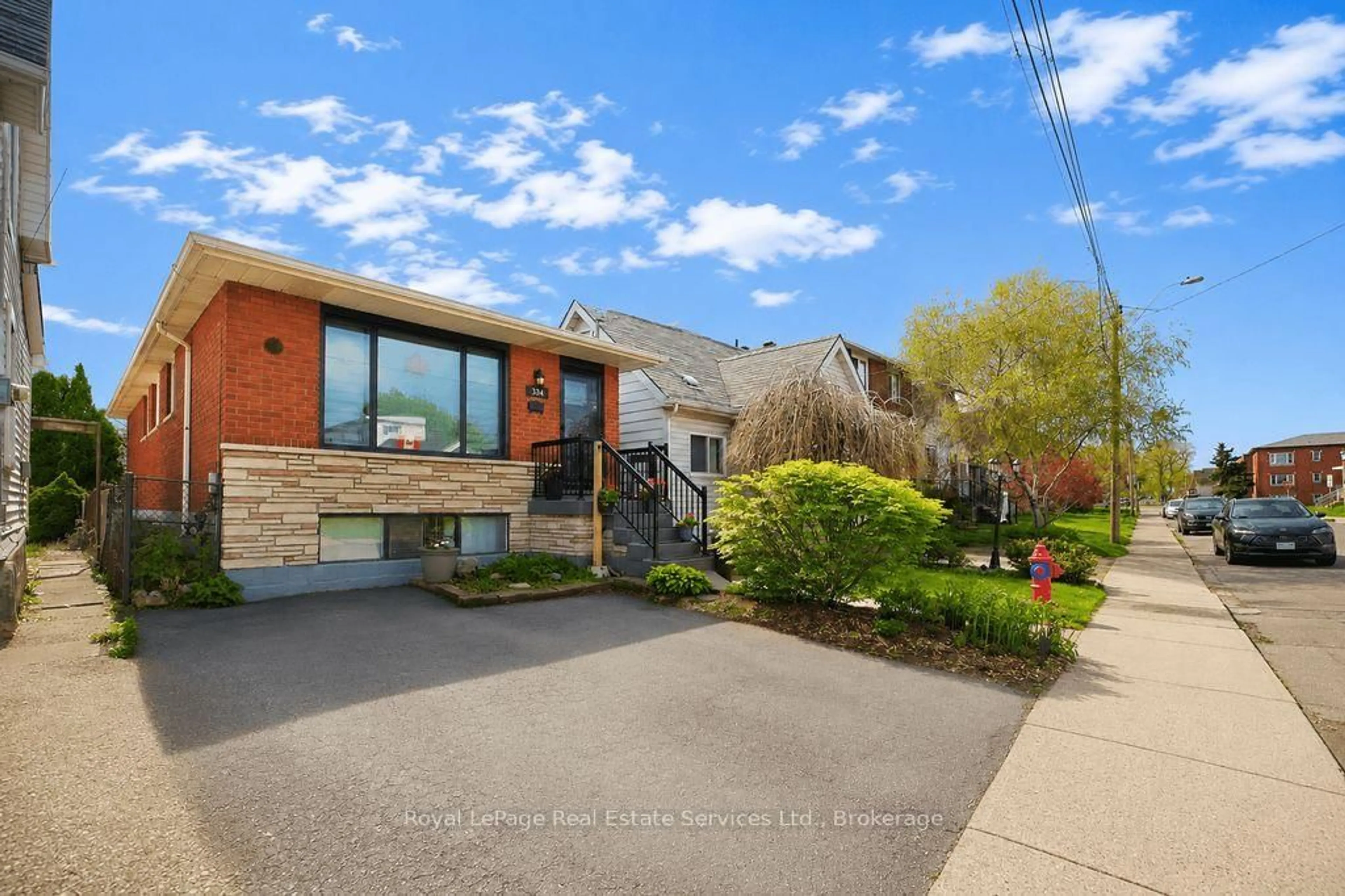 Unknown for 334 Tragina Ave, Hamilton Ontario L8H 5E3
