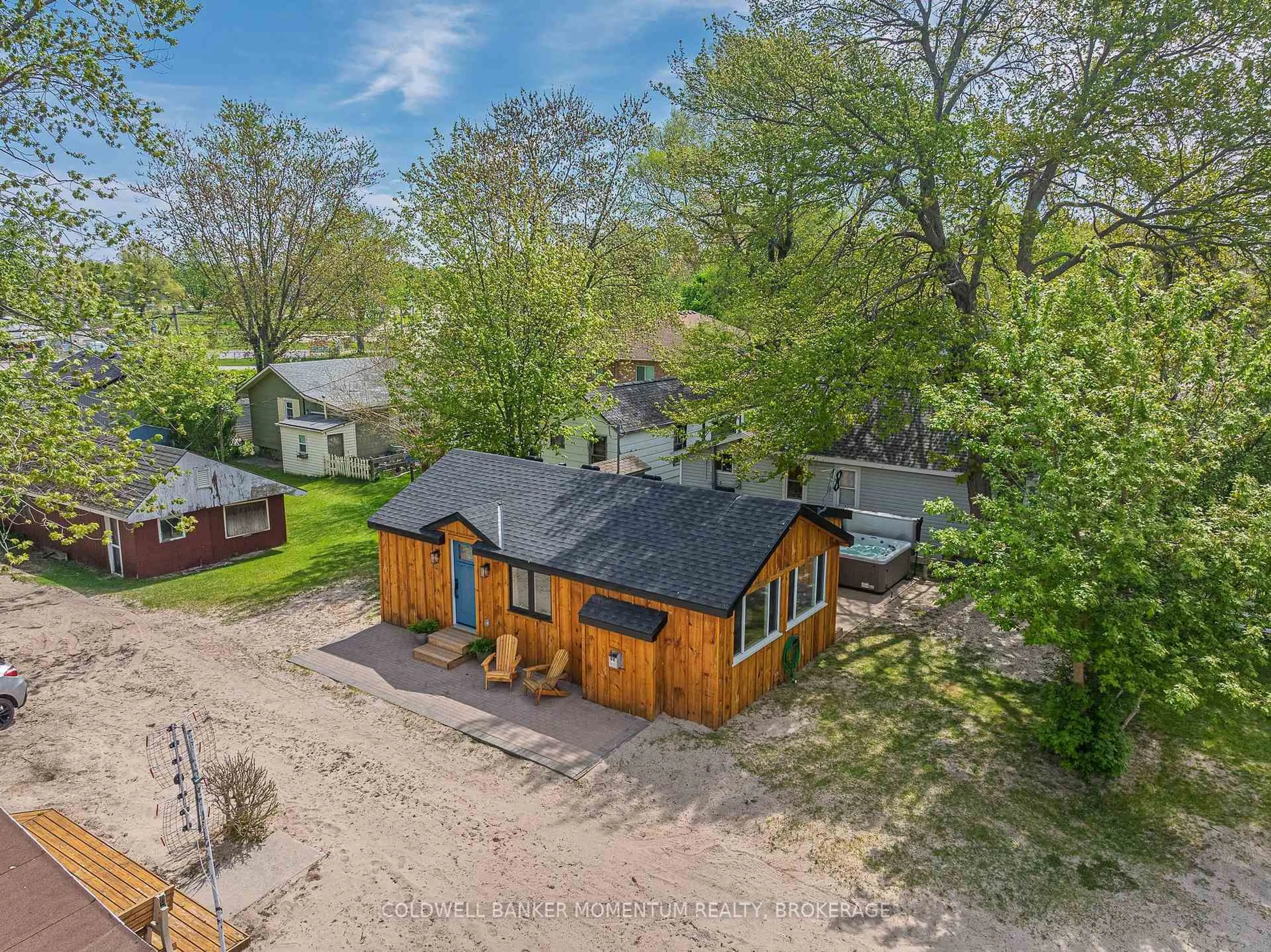 A pic from outside/outdoor area/front of a property/back of a property/a pic from drone, street for 12221 Lakeshore Rd, Wainfleet Ontario L0S 1V0