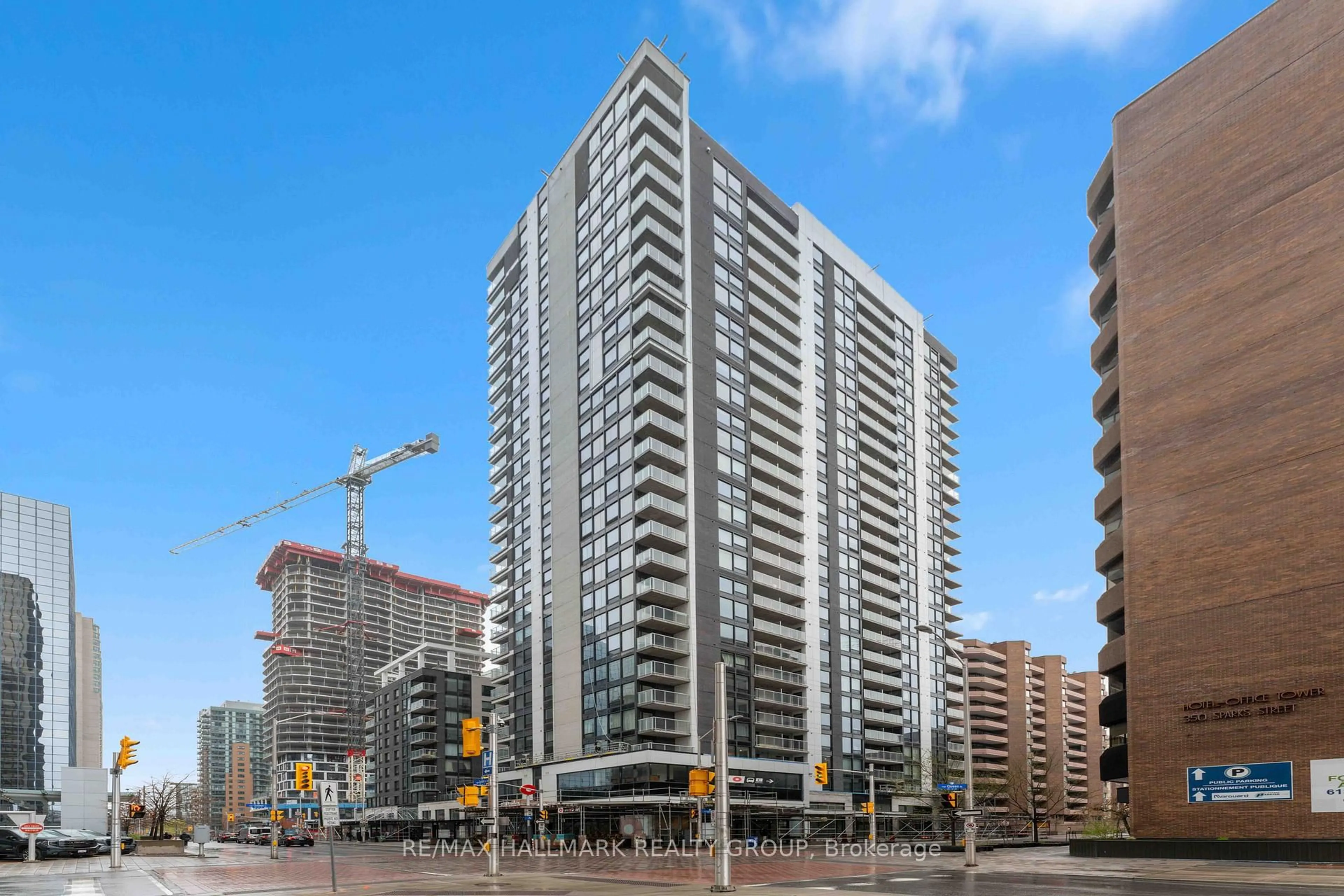 Unknown for 340 Queen St #1502, Ottawa Ontario K1R 0G1