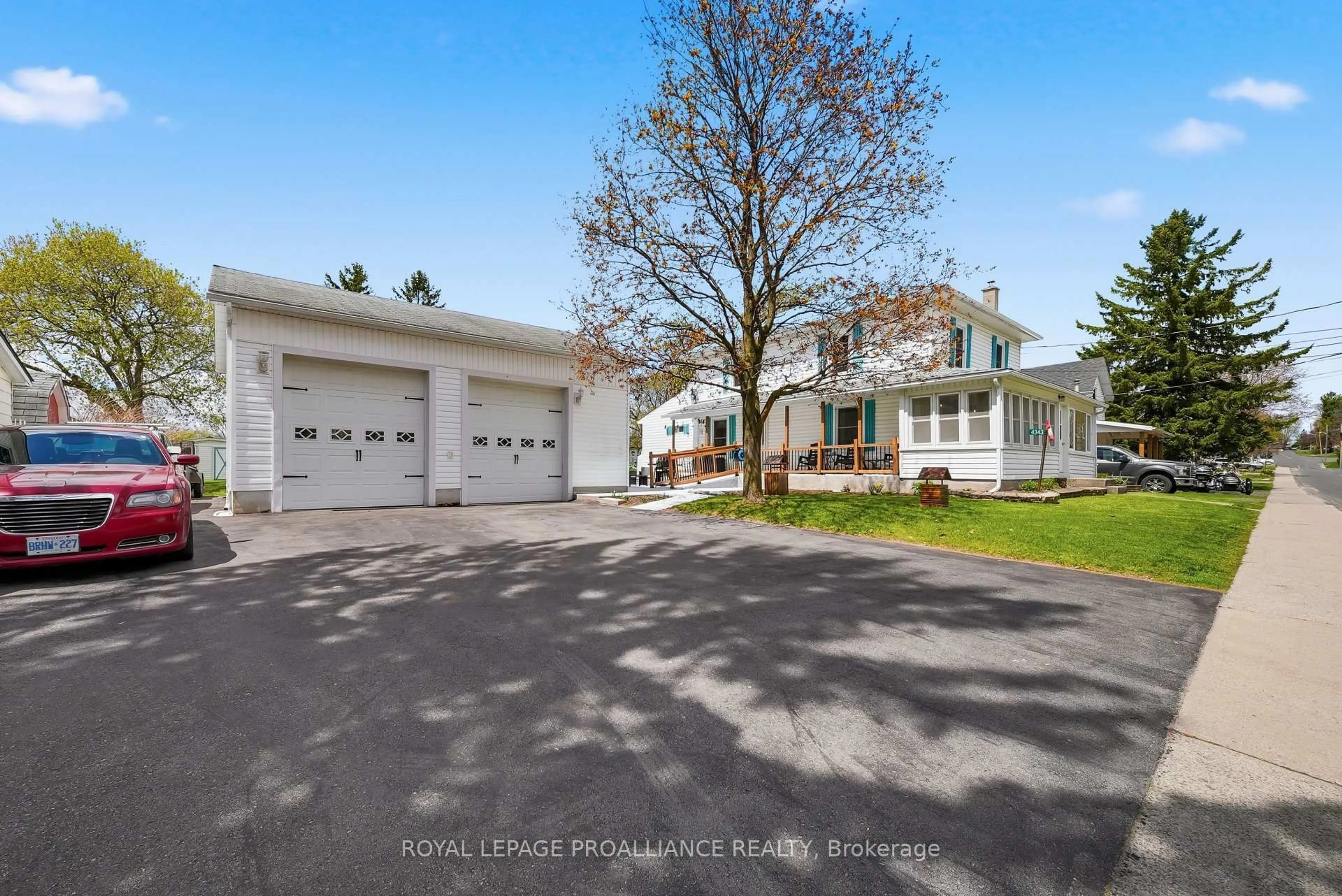 A pic from outside/outdoor area/front of a property/back of a property/a pic from drone, street for 4343 Notre Dame St, Harrowsmith Ontario K0H 1V0