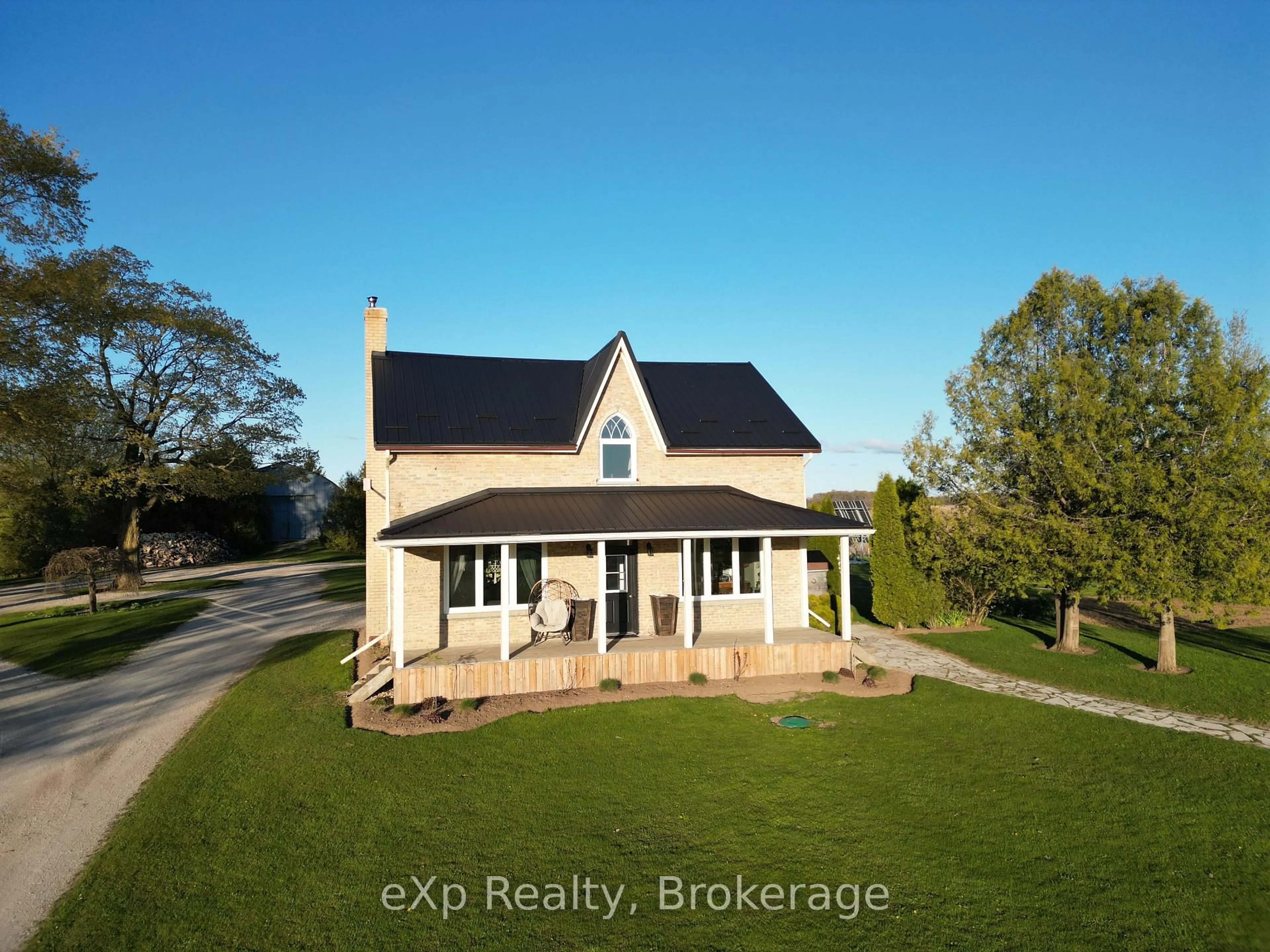 A pic from outside/outdoor area/front of a property/back of a property/a pic from drone, unknown for 55163 Concession Road 12, Chatsworth Ontario N0G 1L0