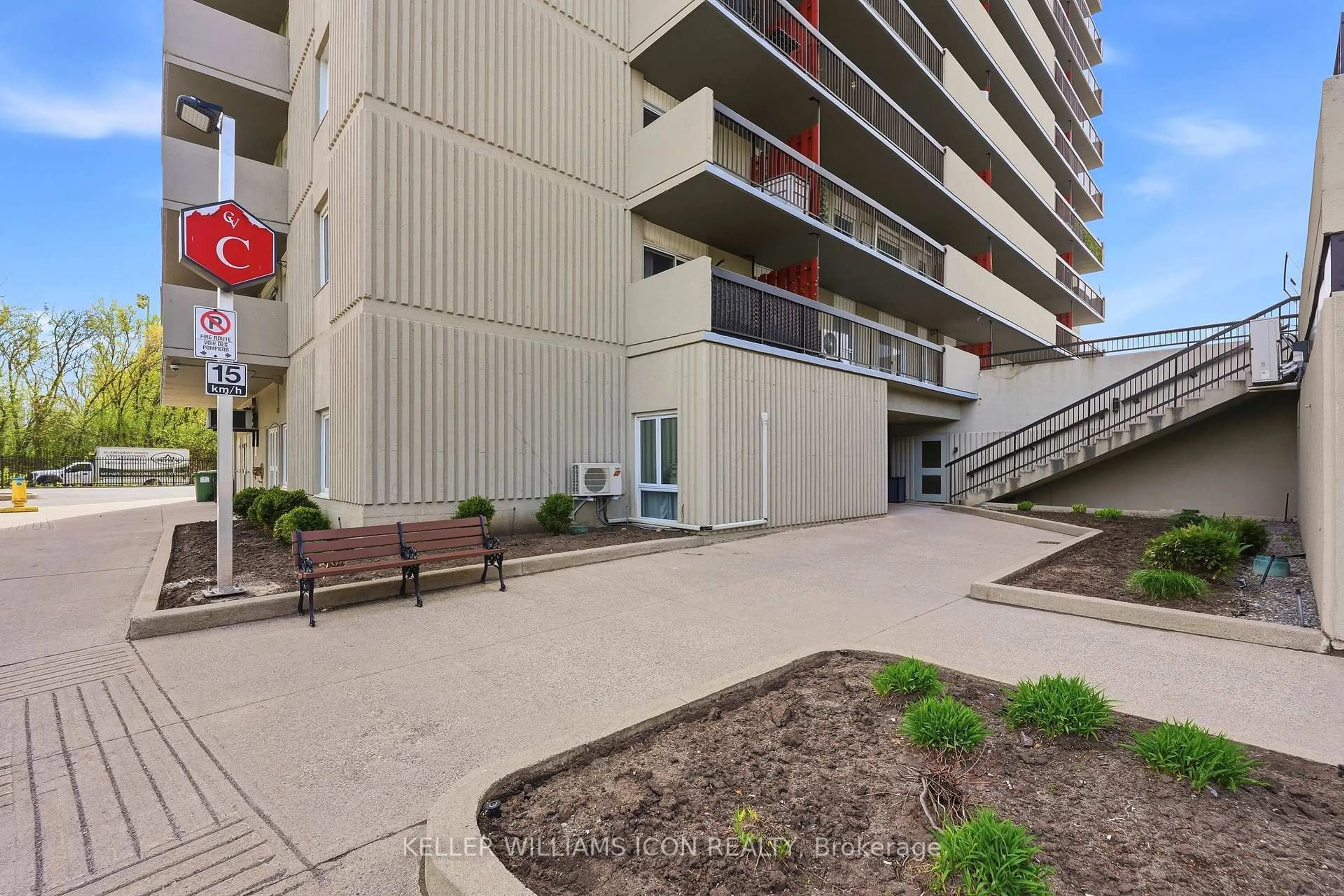 A pic from outside/outdoor area/front of a property/back of a property/a pic from drone, street for 158C Mcarthur Ave #1607, Ottawa Ontario K1L 8E7