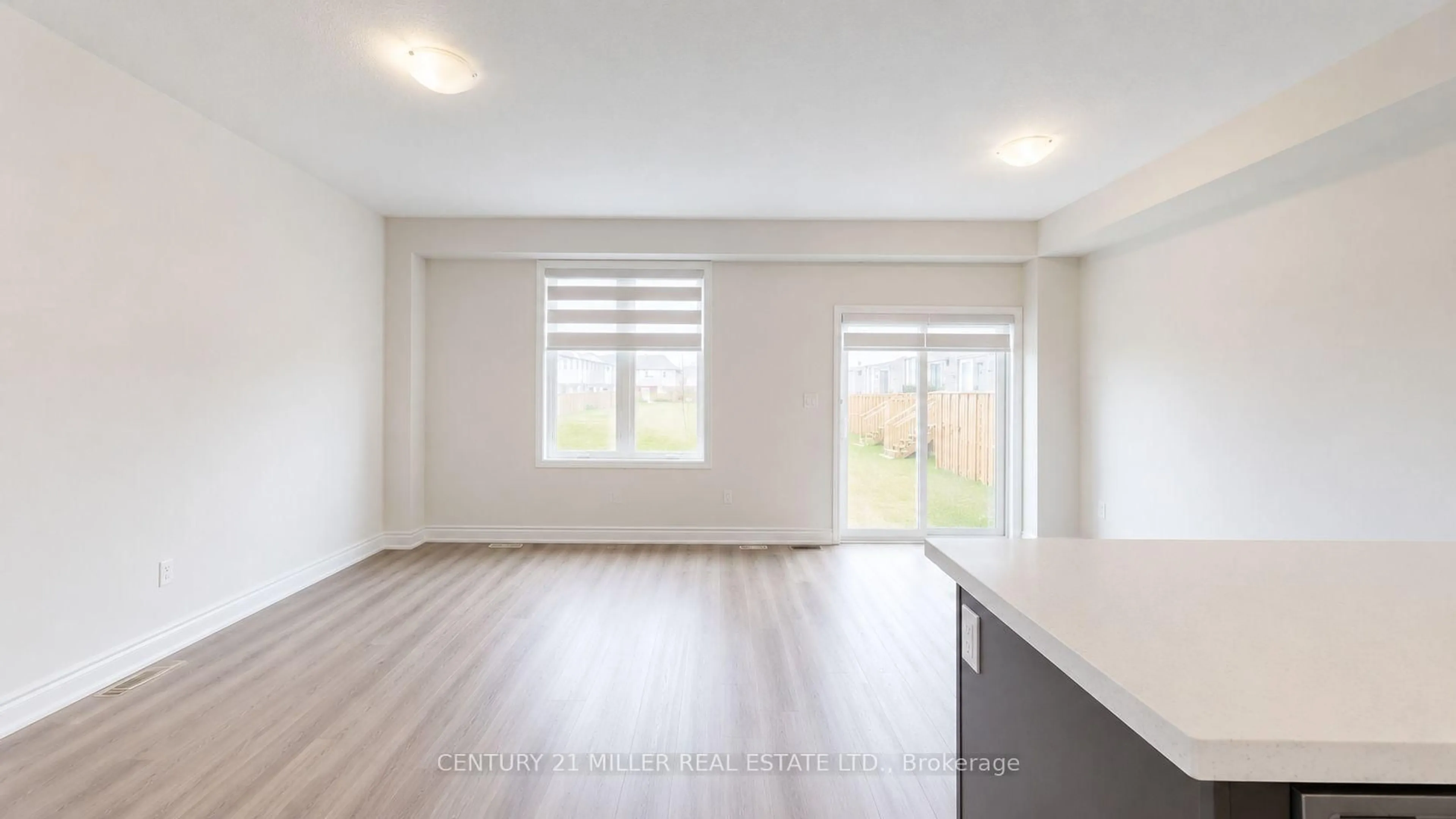 A pic of a room for 10 Linden Park Lane, Hamilton Ontario L9A 1Y1