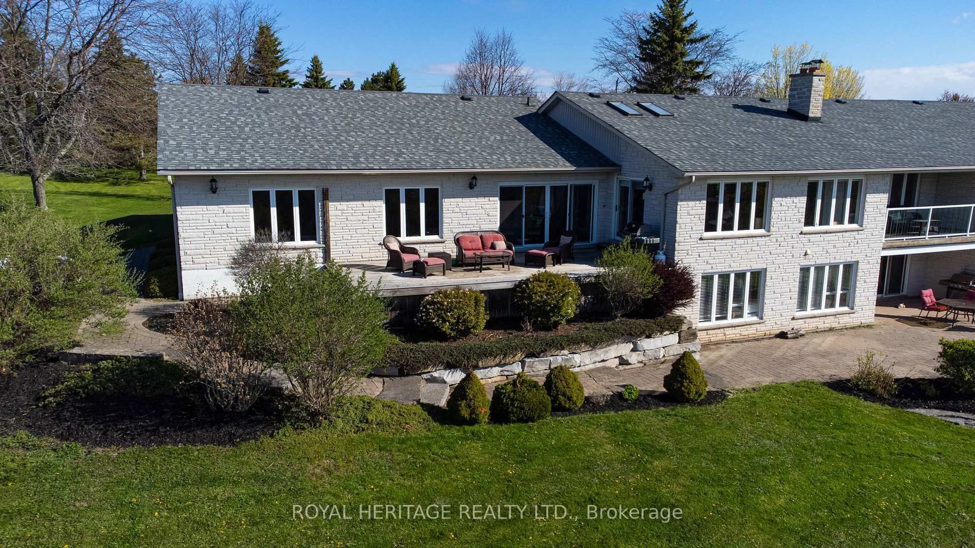 A pic from outside/outdoor area/front of a property/back of a property/a pic from drone, water/lake/river/ocean view for 37 Forest Hill Dr, Hamilton Township Ontario K9A 0W3