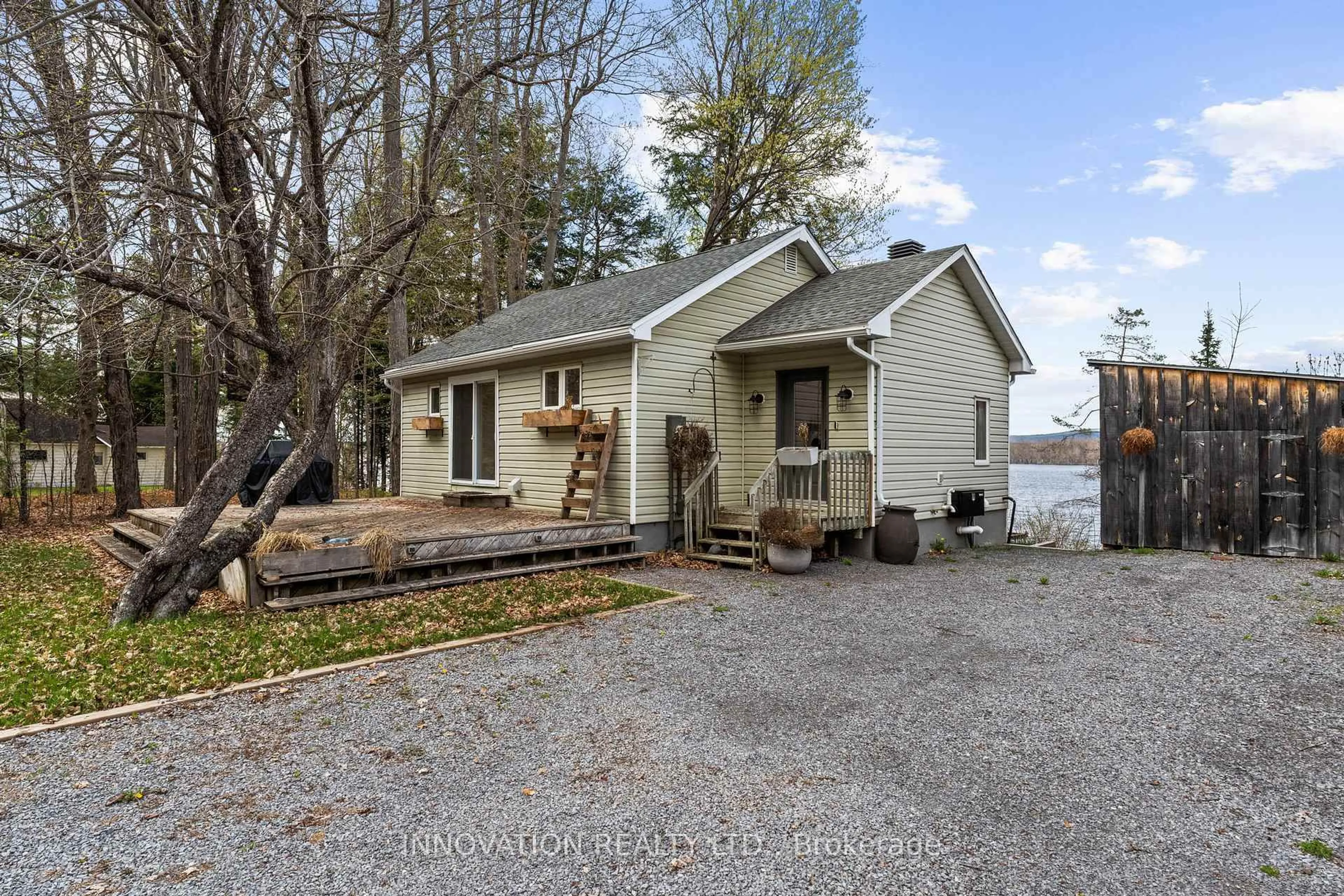 Shed for 300 Riverwood Dr, Ottawa Ontario K0A 3M0