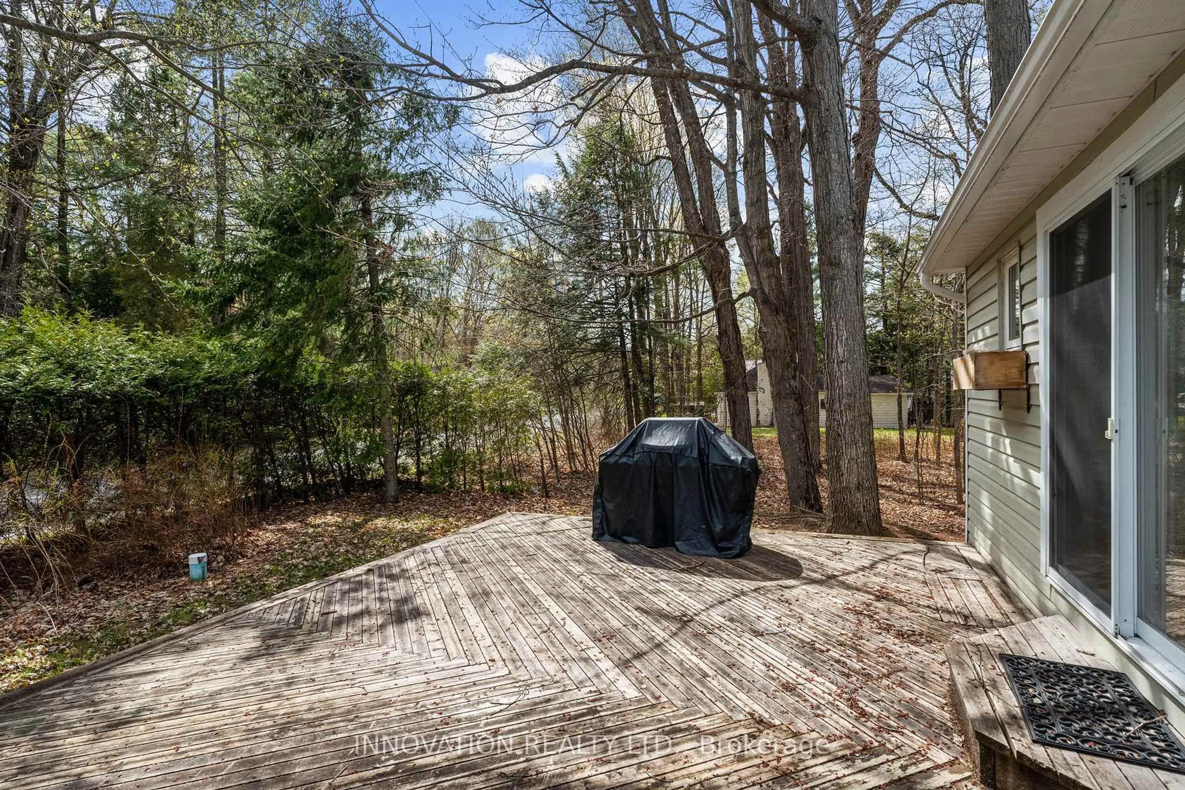 Unknown for 300 Riverwood Dr, Ottawa Ontario K0A 3M0