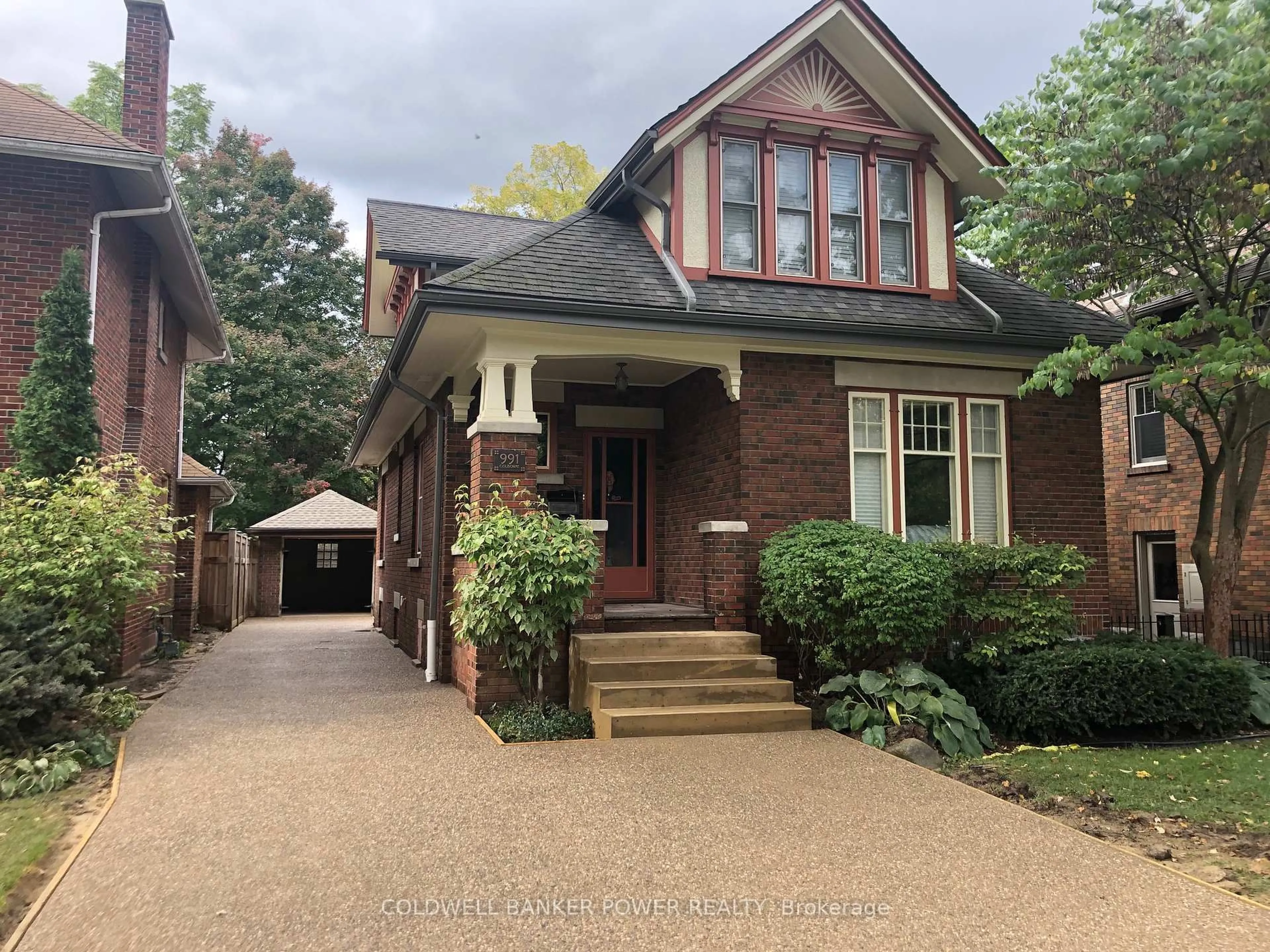 Home with brick exterior material, street for 991 Colborne St, London East Ontario N6A 4A7