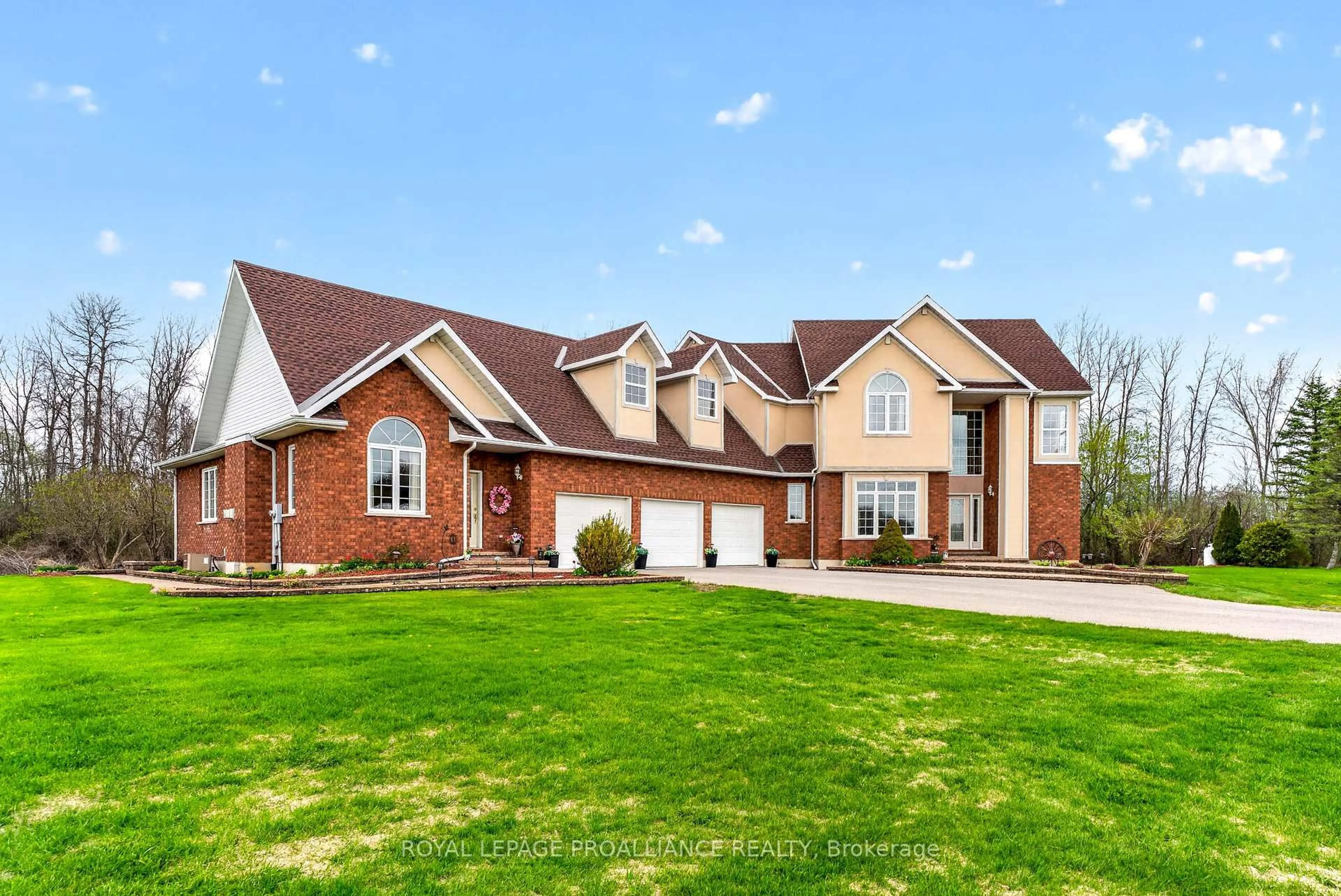 Home with brick exterior material, street for 3560/3562 Weir Rd, Edwardsburgh/Cardinal Ontario K0E 1X0