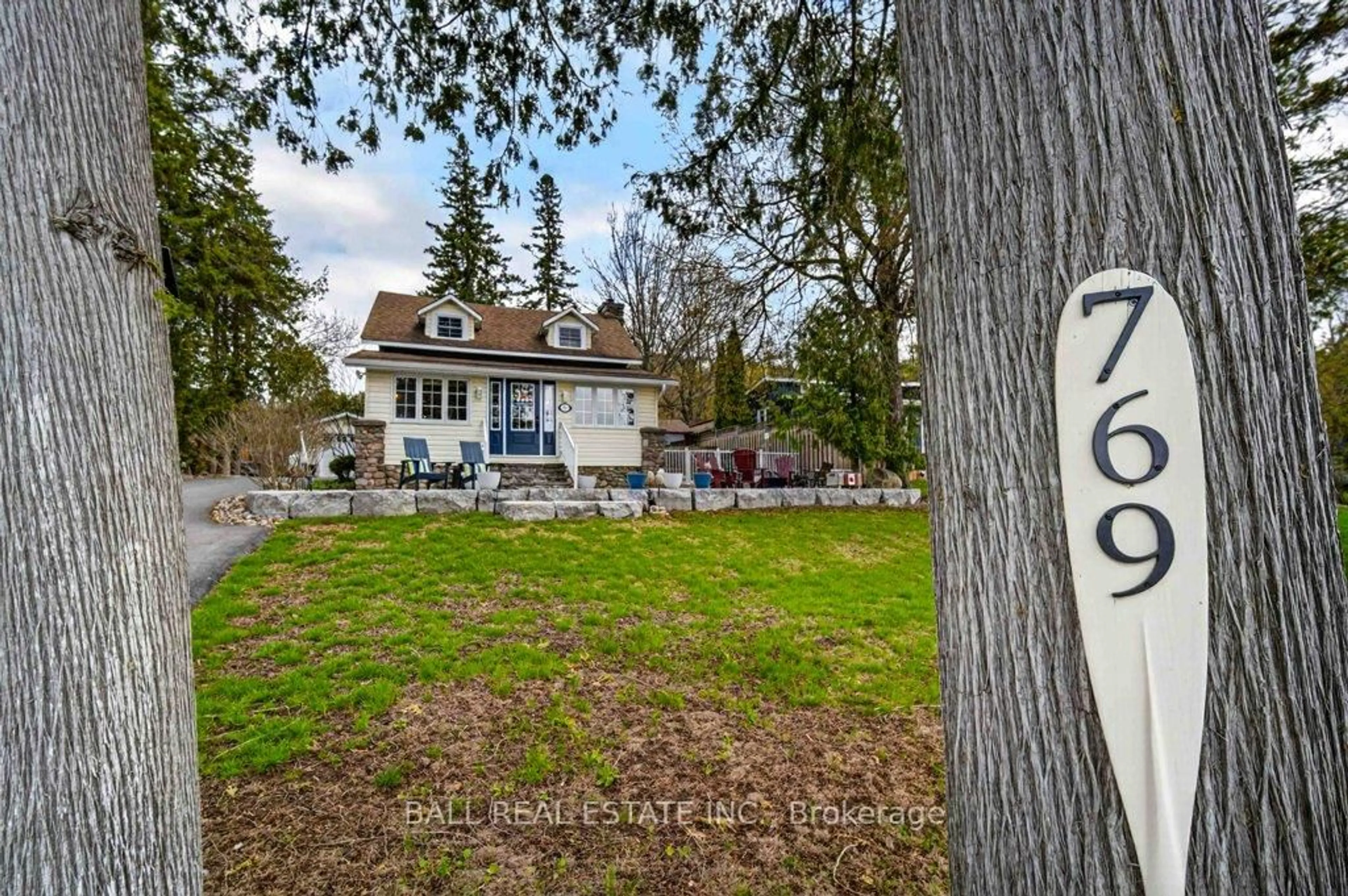 A pic from outside/outdoor area/front of a property/back of a property/a pic from drone, unknown for 769 Cedar Glen Rd, Kawartha Lakes Ontario K0M 1L0
