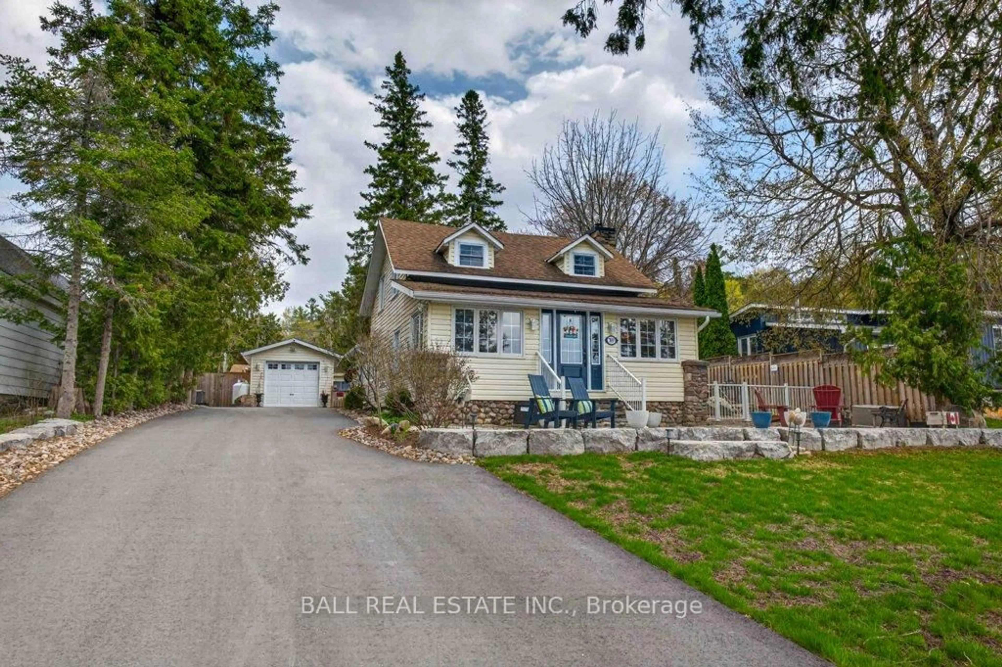 A pic from outside/outdoor area/front of a property/back of a property/a pic from drone, street for 769 Cedar Glen Rd, Kawartha Lakes Ontario K0M 1L0
