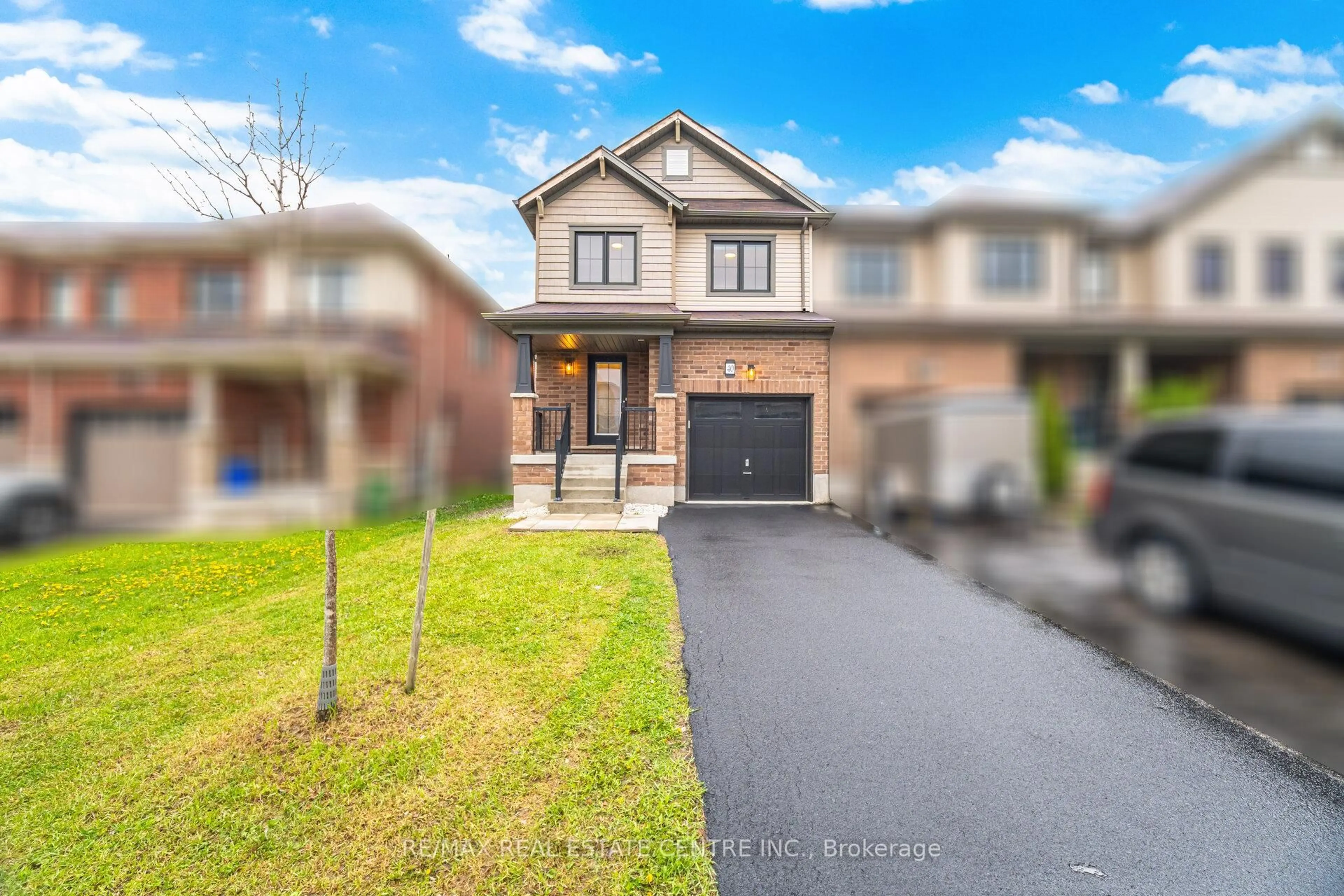 Home with brick exterior material, street for 40 Sherway St, Hamilton Ontario L8J 0J3