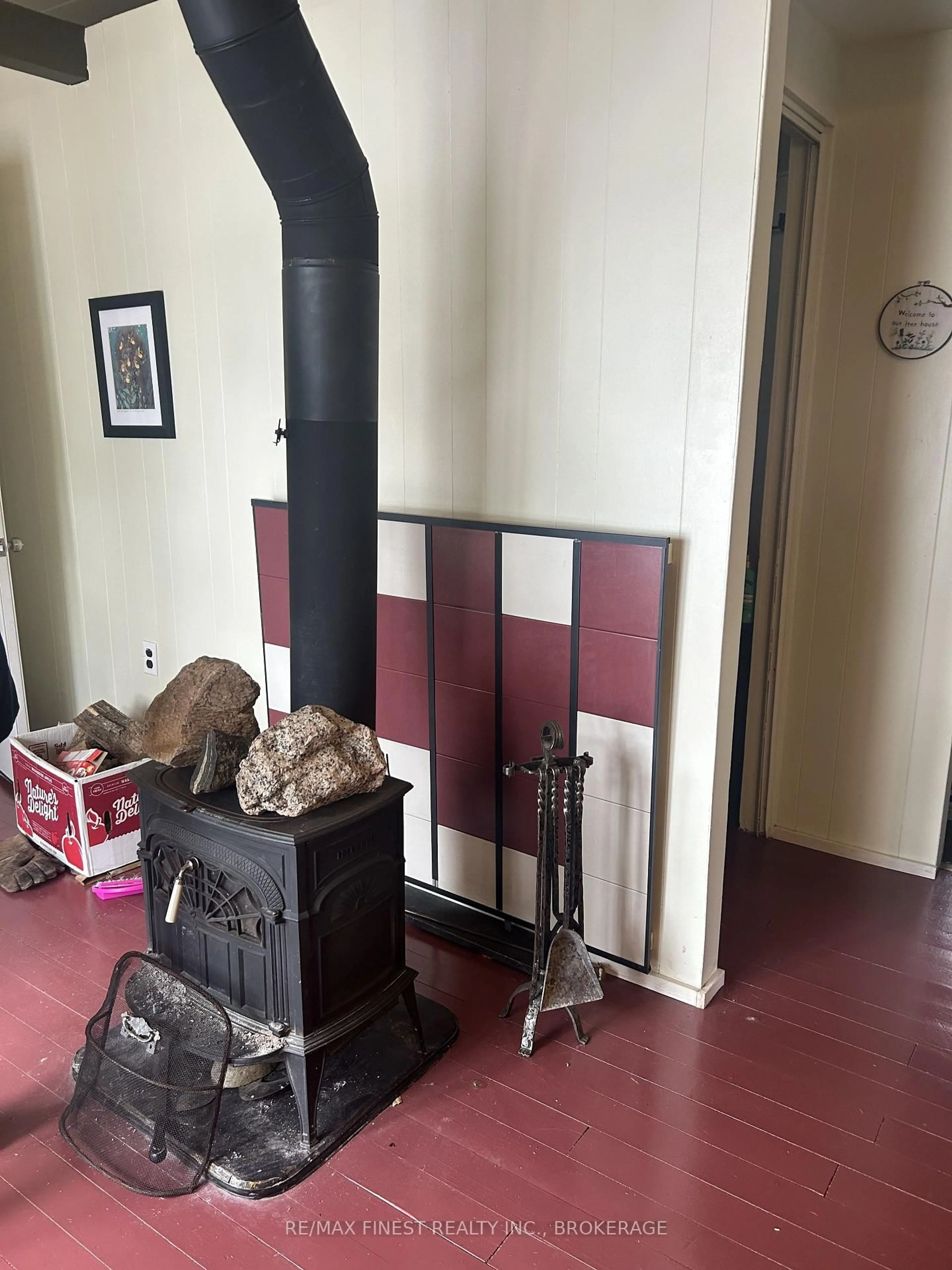 A pic of a room for 1134 NELSON Rd, Sharbot Lake Ontario K0H 2P0