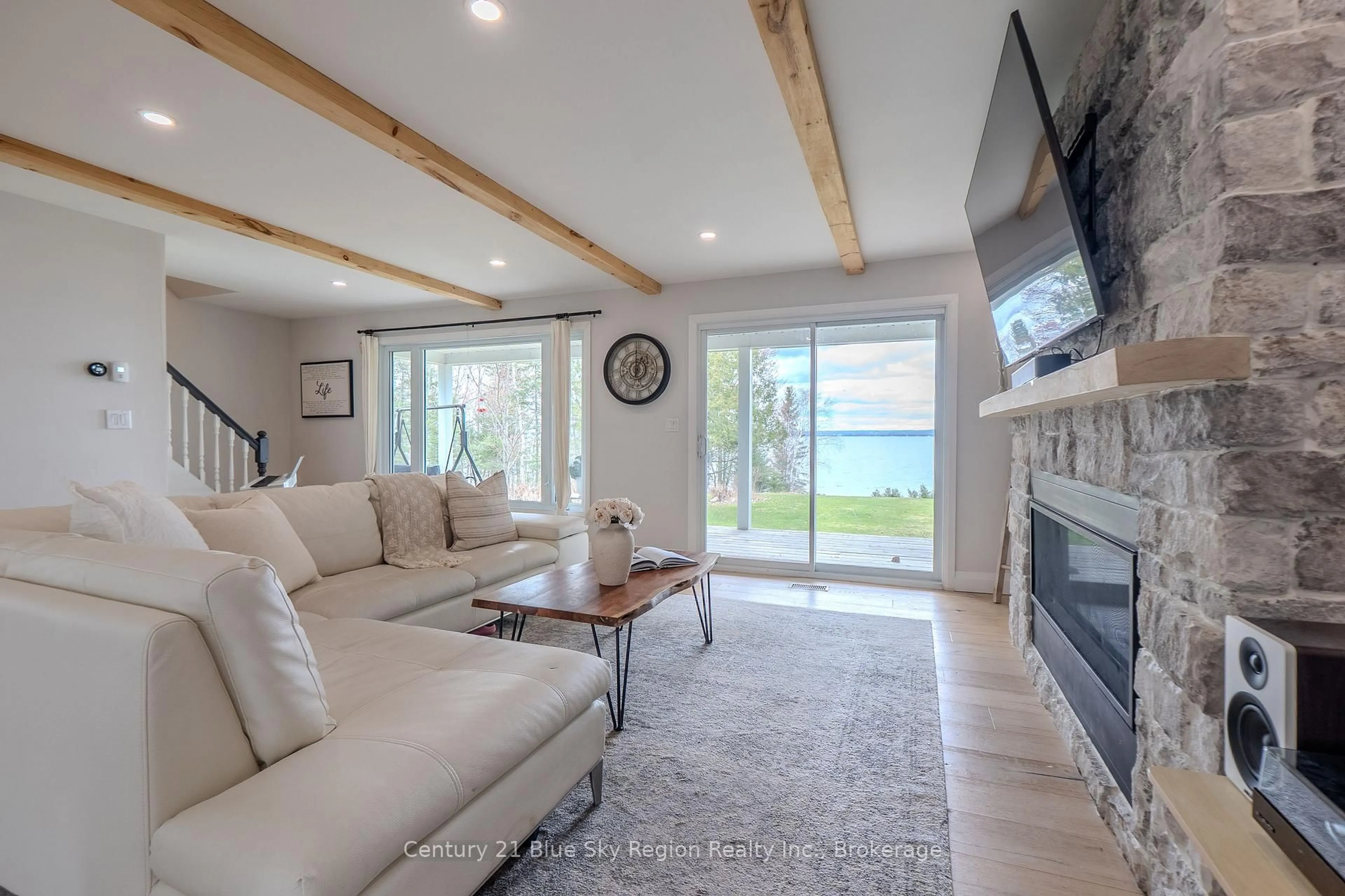 Living room with furniture, unknown for 64 Ninovan Rd, Callander Ontario P1B 8Z4