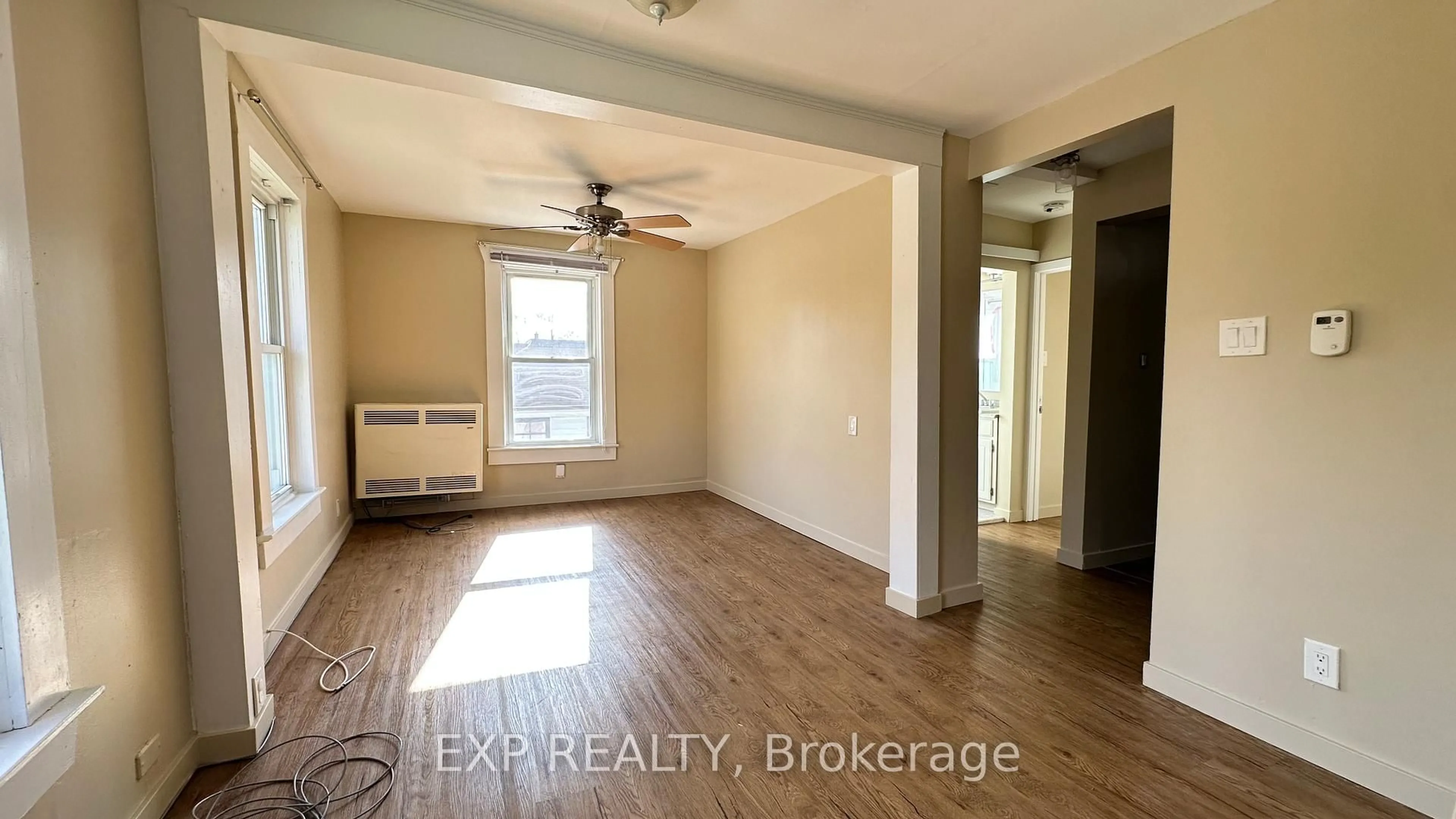 A pic of a room for 20-22 Charlotte St, Belleville Ontario K8P 1E2