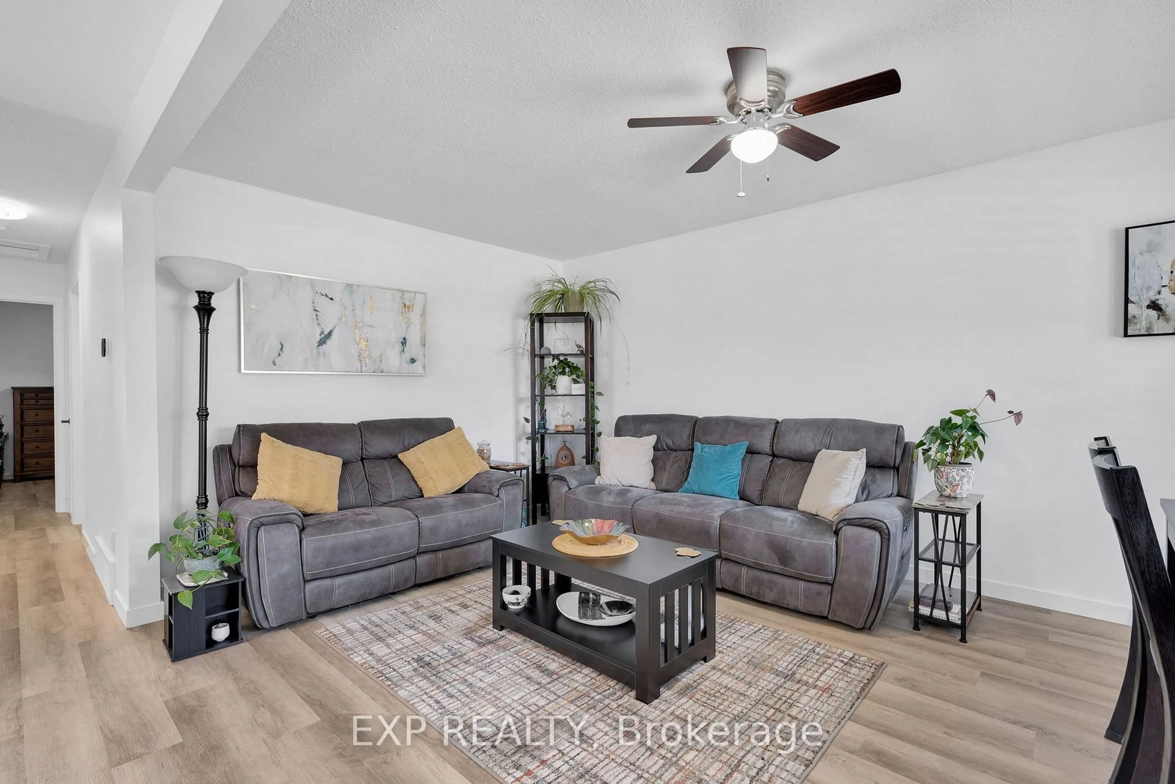 Living room with furniture, unknown for 277 Station St, North Middlesex Ontario N0M 2K0