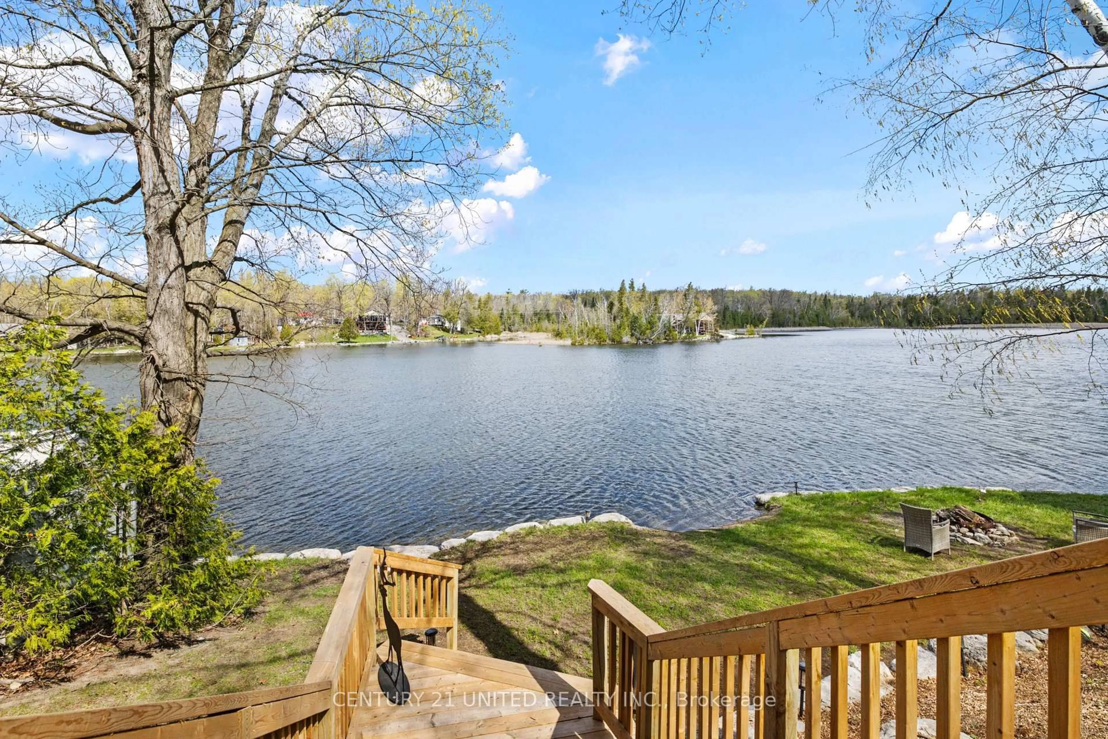Patio, water/lake/river/ocean view for 219 Rollies Point Rd, Curve Lake First Nation 35 Ontario K0L 1R0