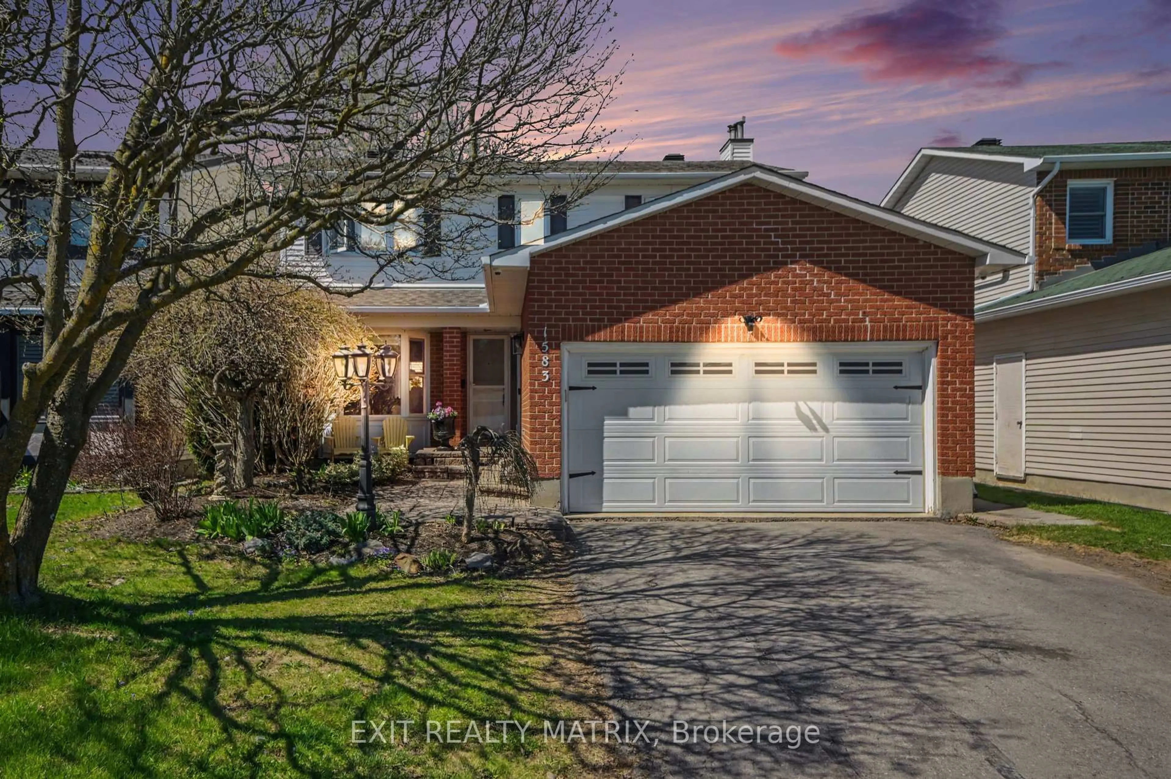 Home with brick exterior material, street for 1583 Sunview Dr, Ottawa Ontario K1C 5A6