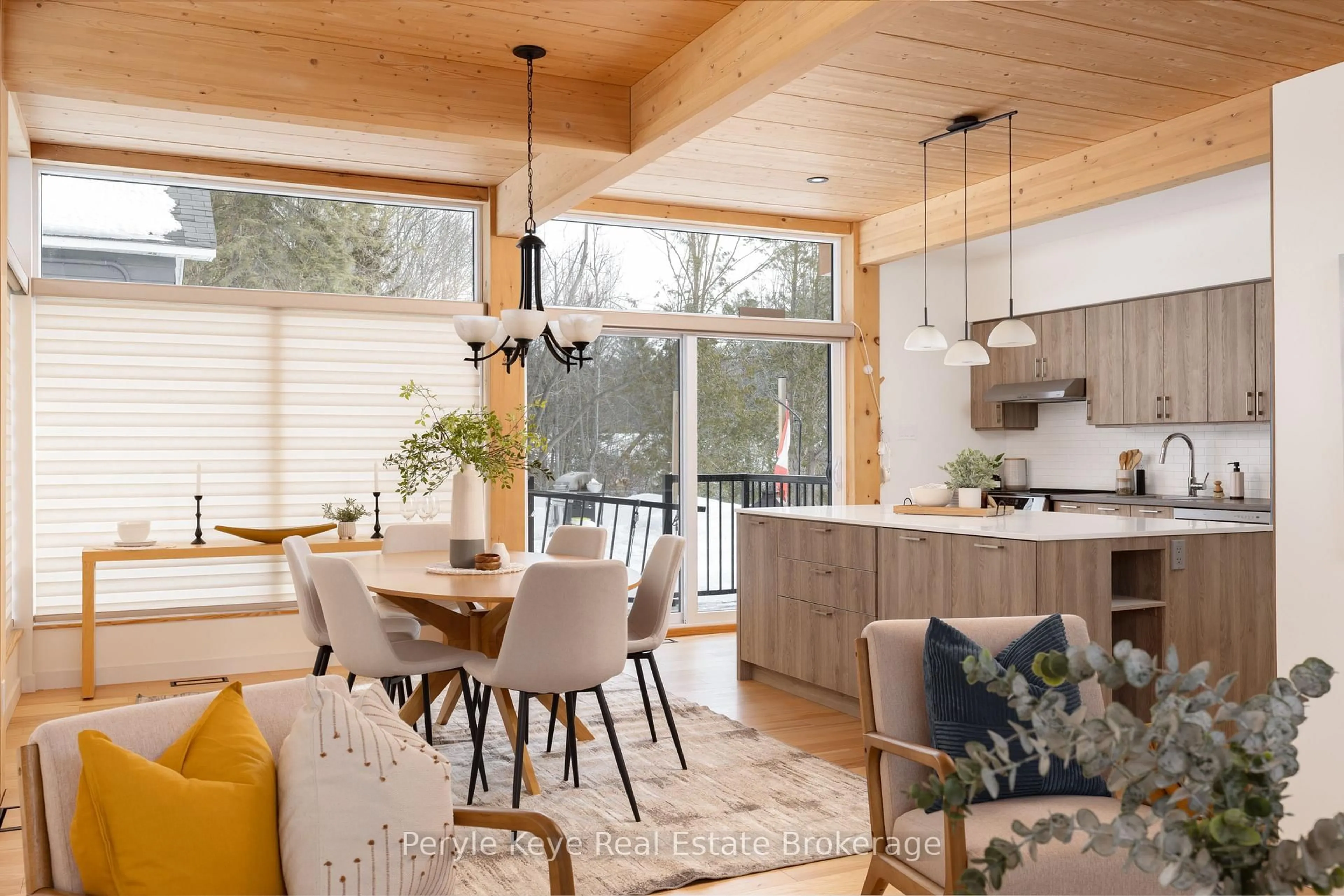 Open concept kitchen, wood/laminate floor for 144 Shier St, Bracebridge Ontario P1L 1H1