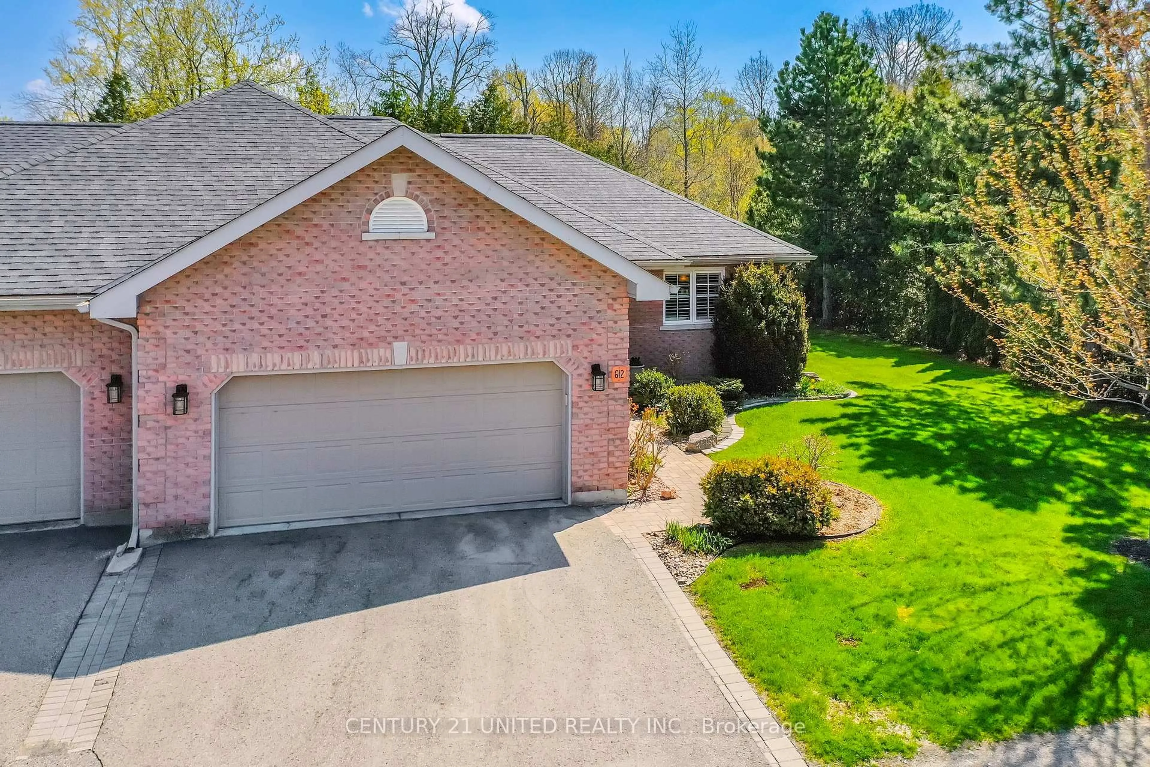 A pic from outside/outdoor area/front of a property/back of a property/a pic from drone, water/lake/river/ocean view for 1742 Ravenwood Dr #612, Peterborough Ontario K9K 2R6