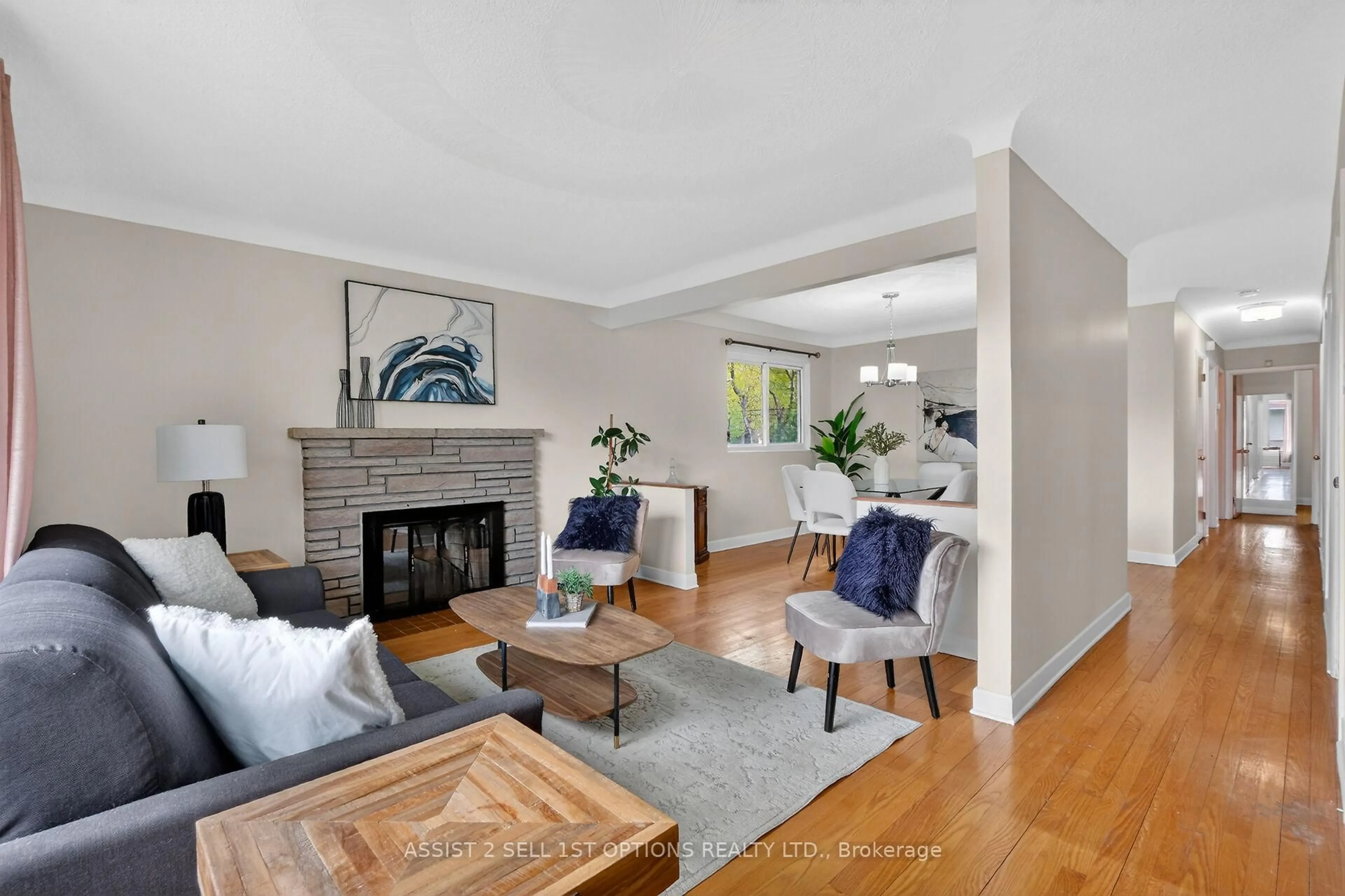Living room with furniture, unknown for 874 Riddell Ave, Ottawa Ontario K2A 2V9