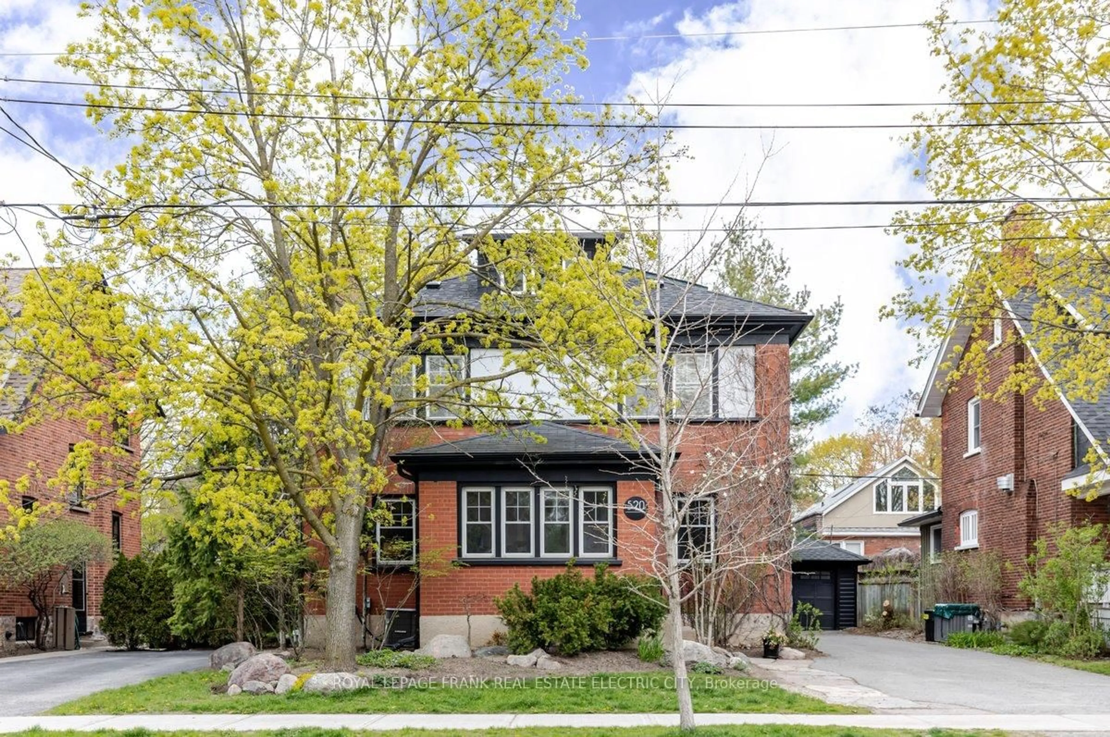 Home with brick exterior material, street for 520 Homewood Ave, Peterborough Ontario K9H 2N3