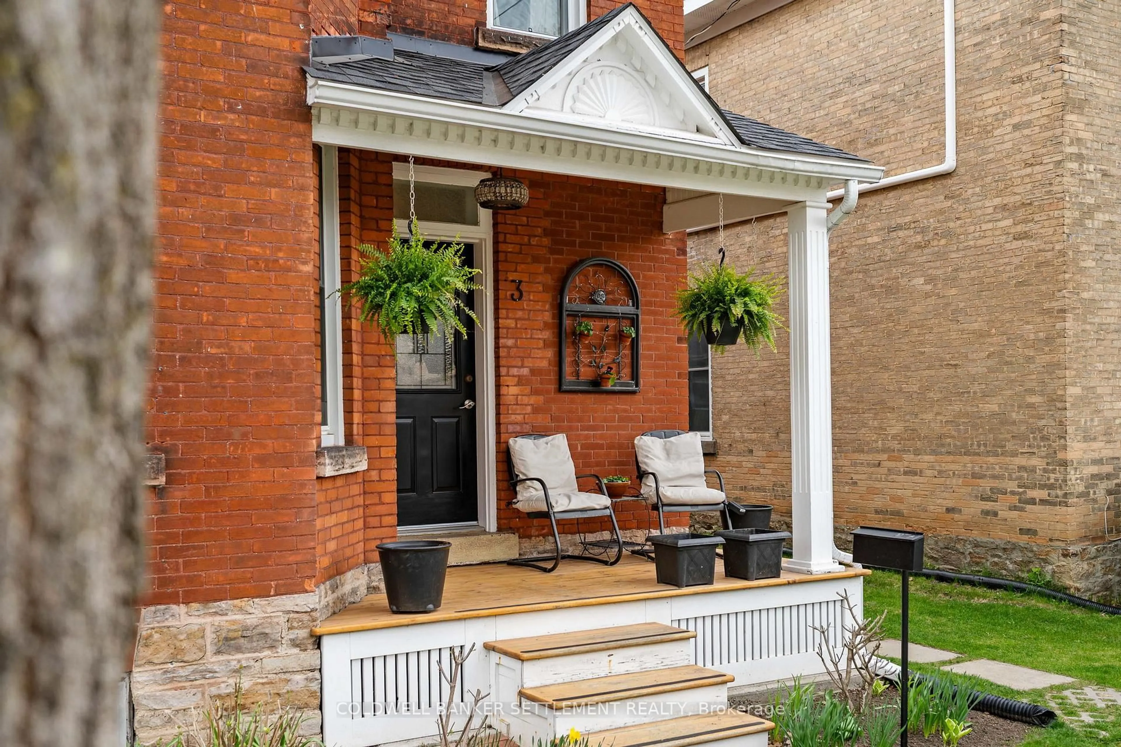 Home with brick exterior material, street for 3 D'Arcy St, Perth Ontario K7H 2T7