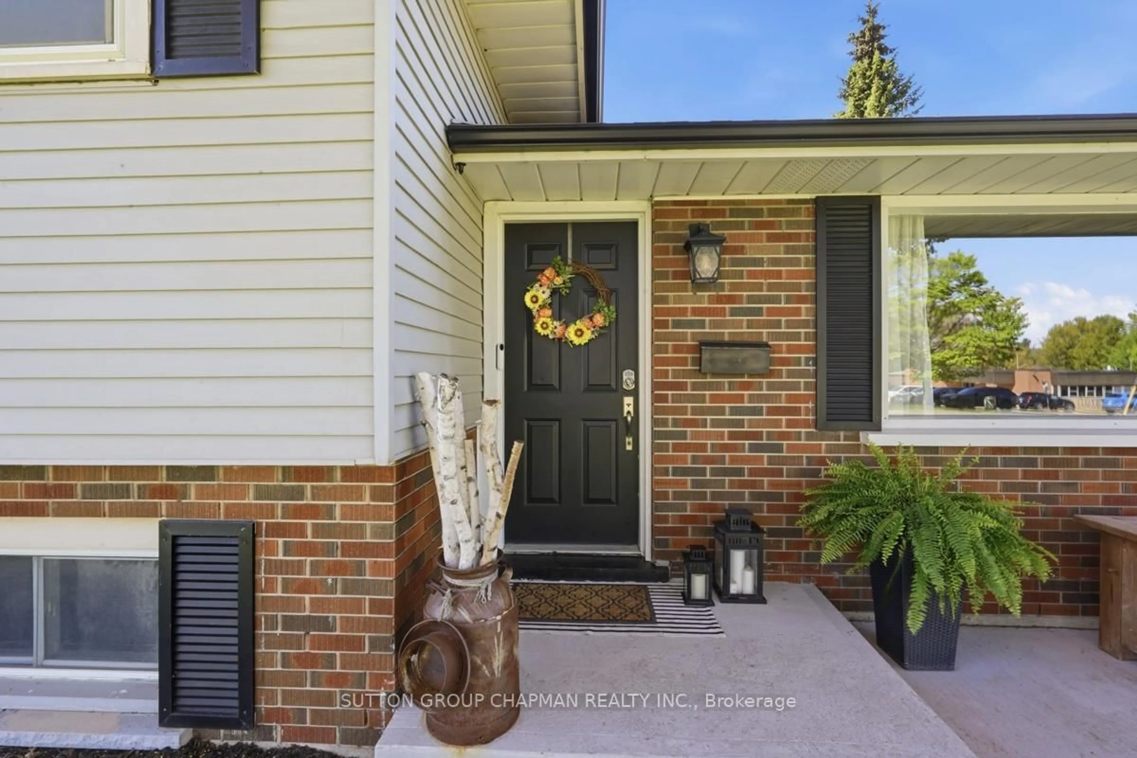 Unknown for 920 Alice St, Woodstock Ontario N4S 2J6