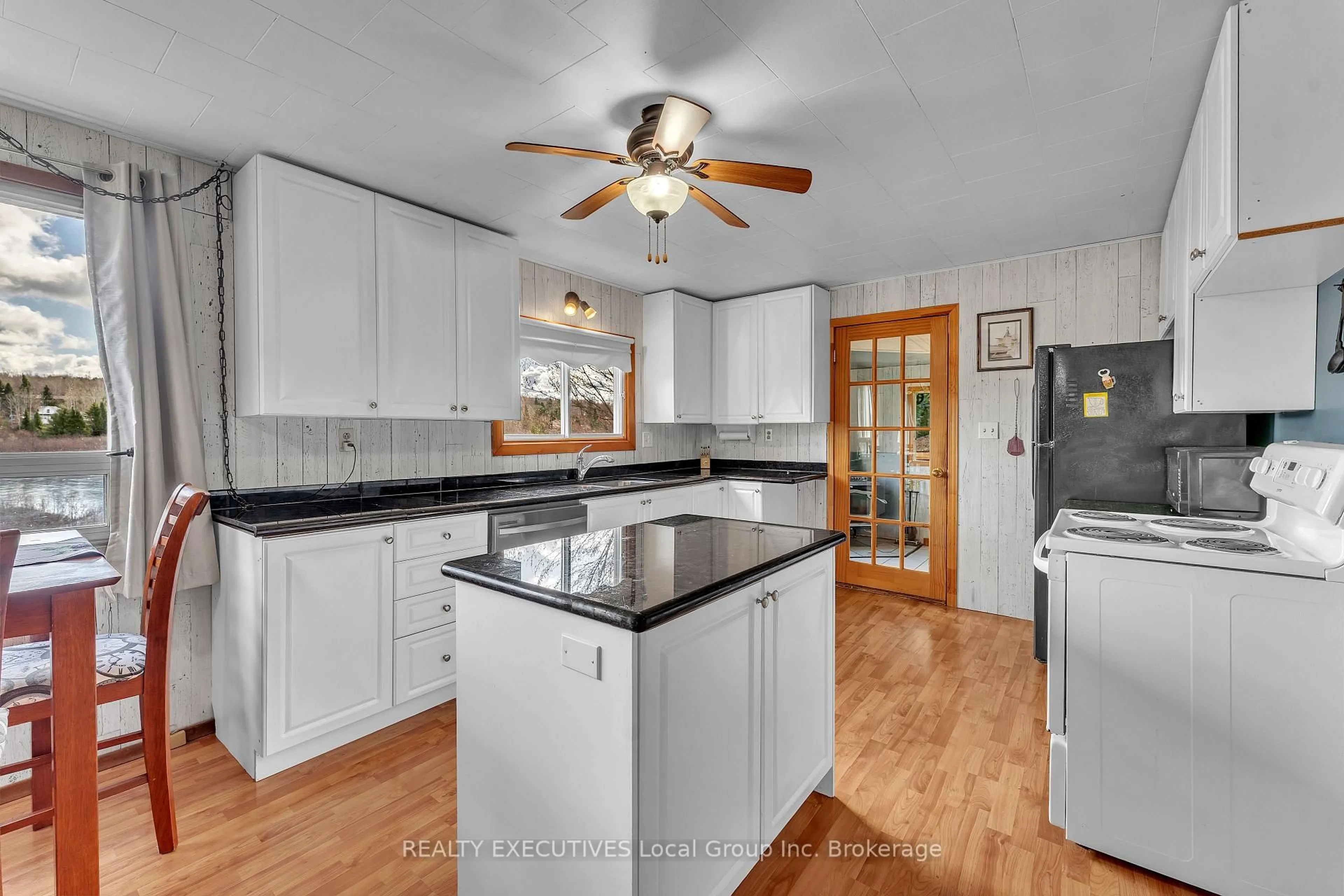 Open concept kitchen, ceramic/tile floor for 115 Hillside Ave, Bonfield Ontario P0H 1E0