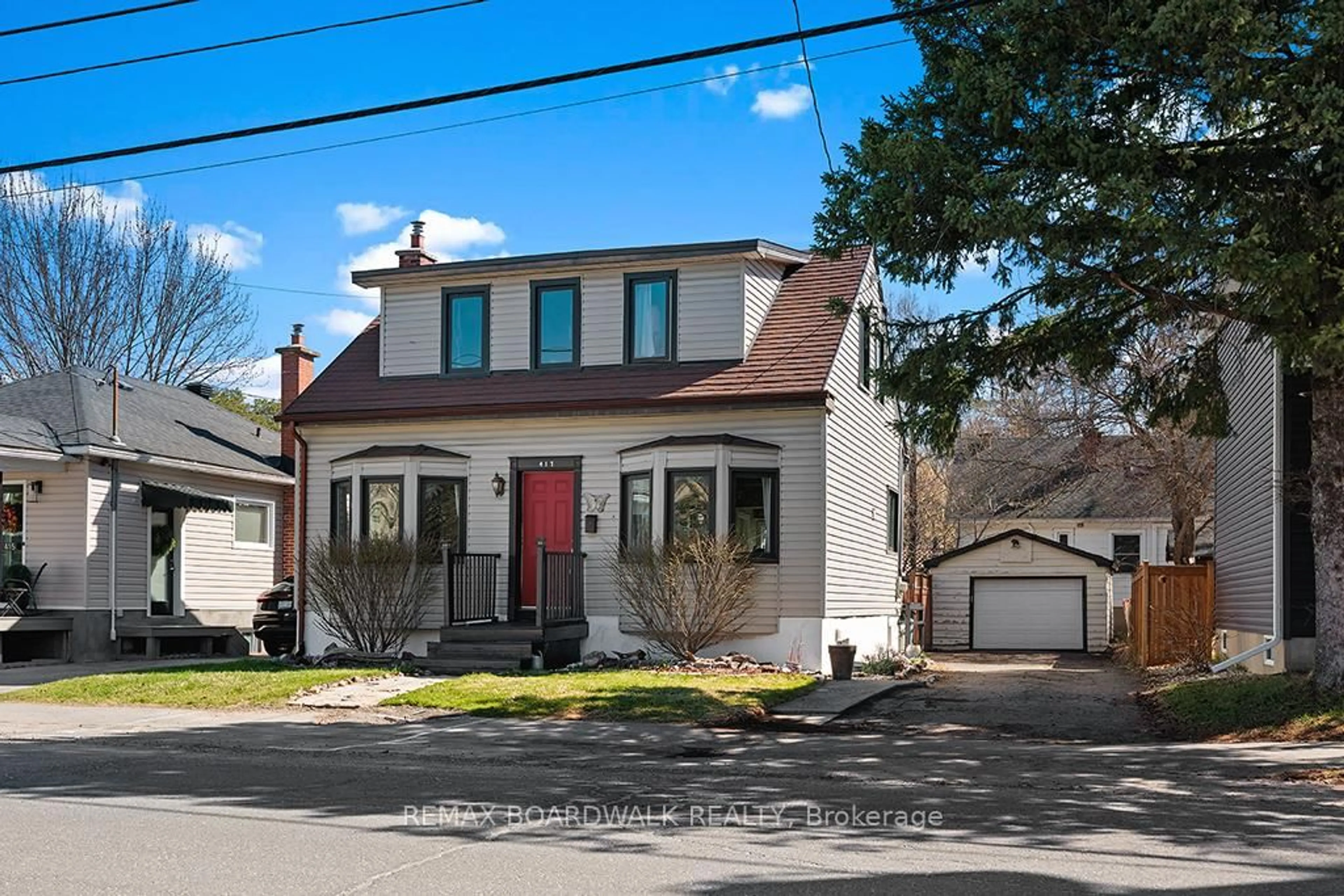 Home with brick exterior material, street for 417 Hilson Ave, Ottawa Ontario K1Z 6B9