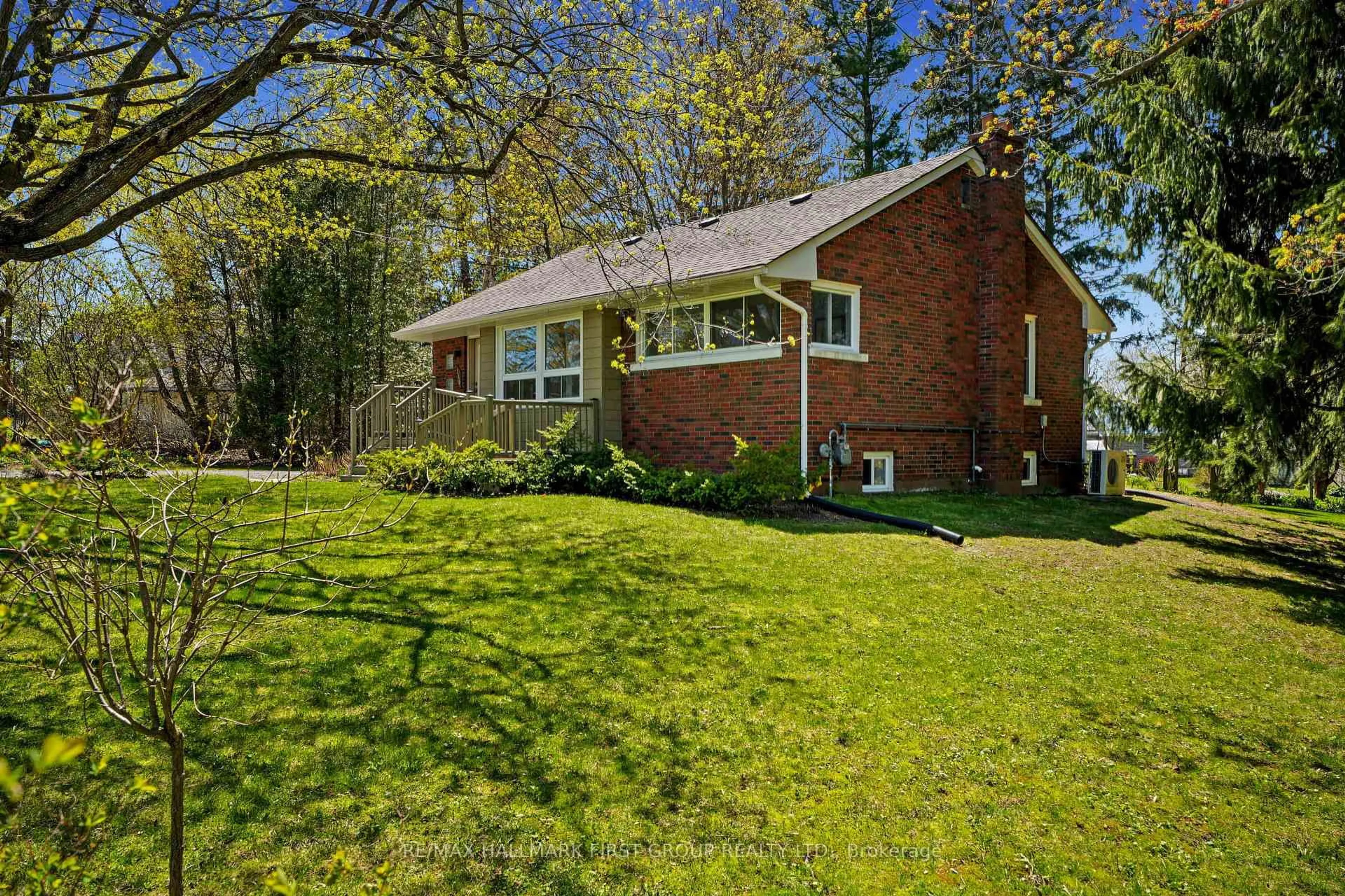 Home with brick exterior material, unknown for 130 Lyle St, Alnwick/Haldimand Ontario K0K 2G0