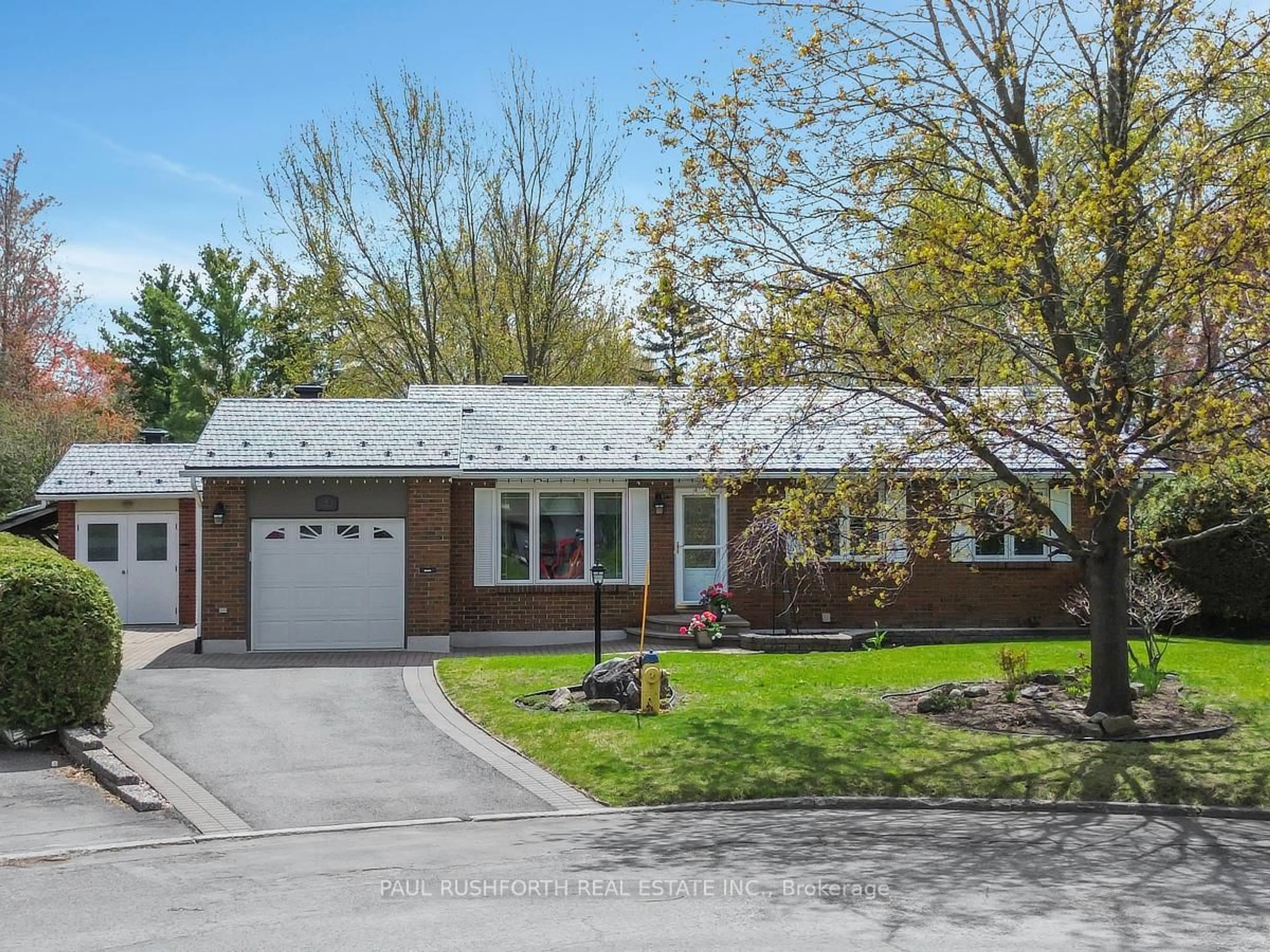 Home with brick exterior material, street for 8 Teakwood Crt, Ottawa Ontario K1K 4B4