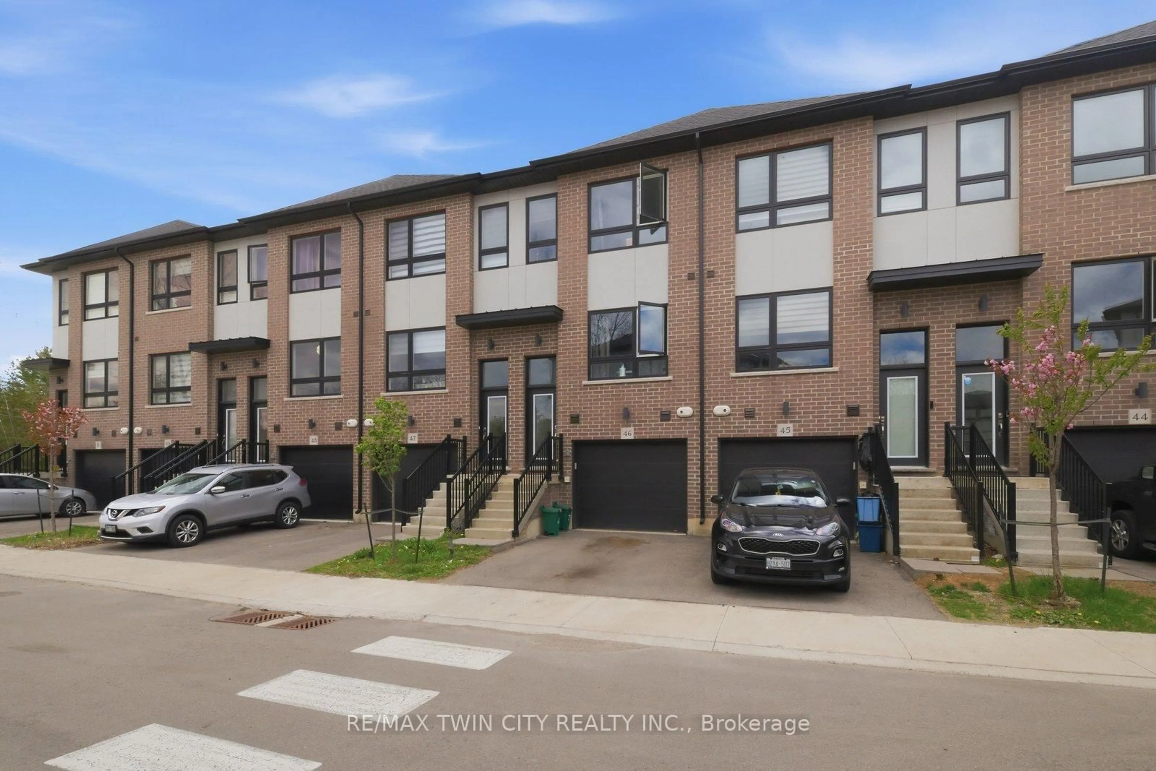 A pic from outside/outdoor area/front of a property/back of a property/a pic from drone, street for 720 Grey St #46, Brantford Ontario N3S 0K2