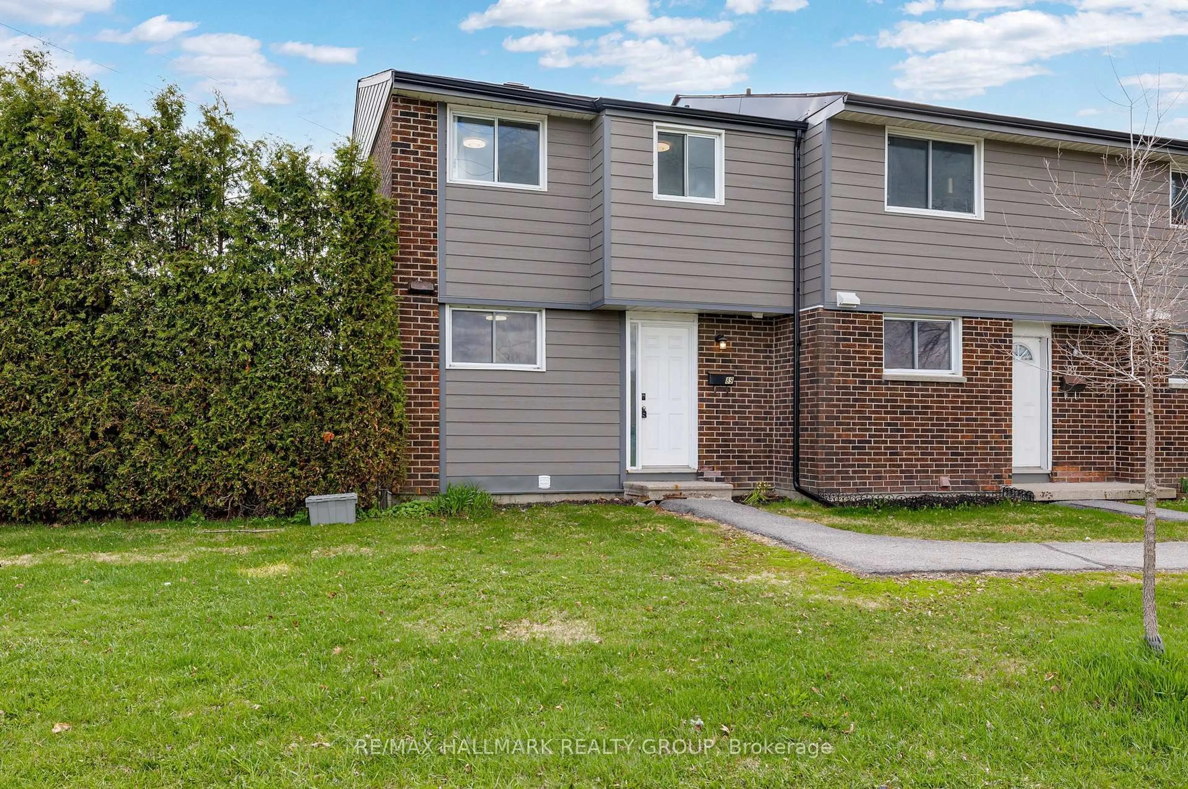 A pic from outside/outdoor area/front of a property/back of a property/a pic from drone, street for 89 Bellman Dr #Unit #58, Ottawa Ontario K2H 8S4