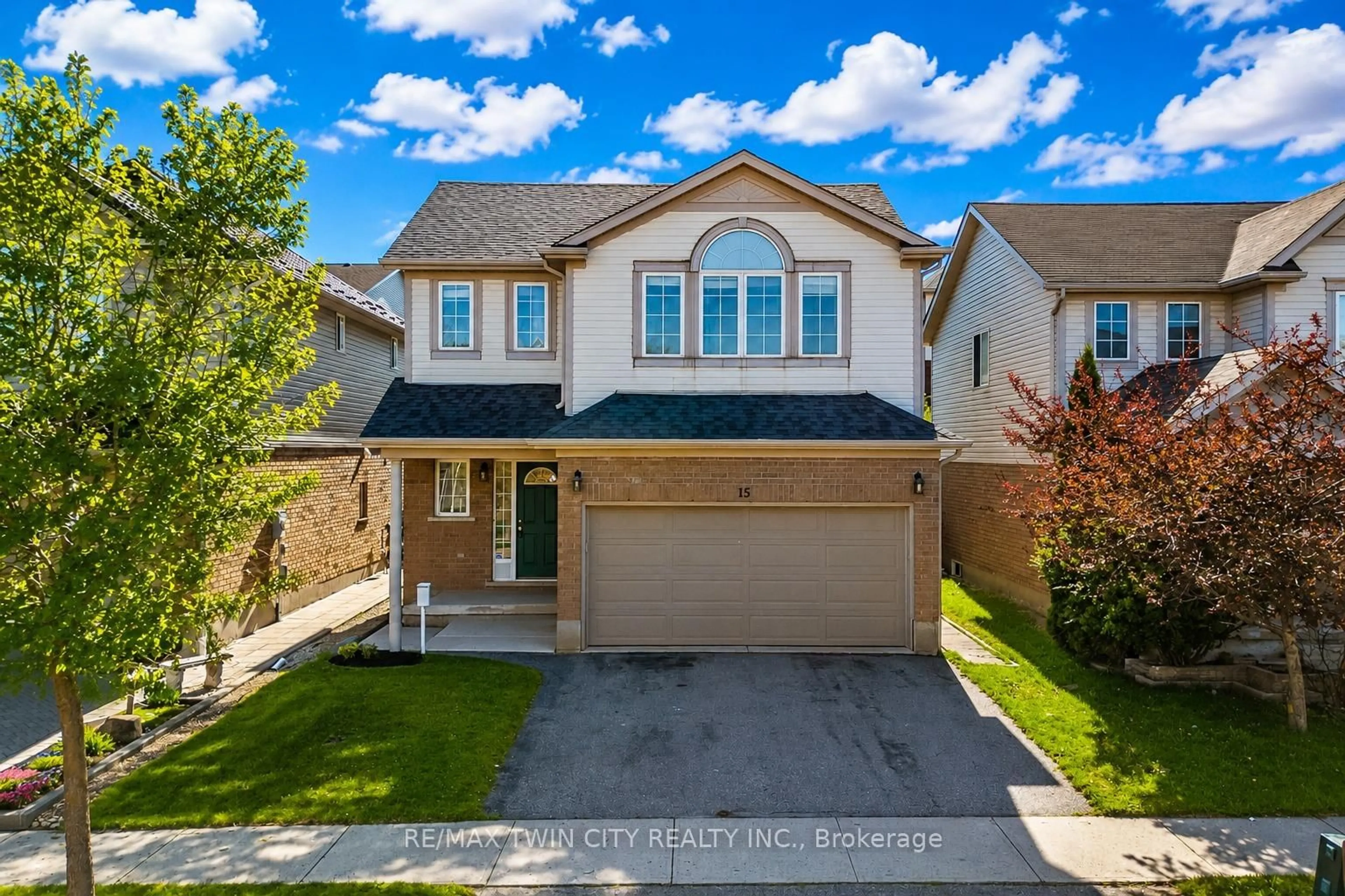 Unknown for 15 Isabella St, Kitchener Ontario N2E 4J9