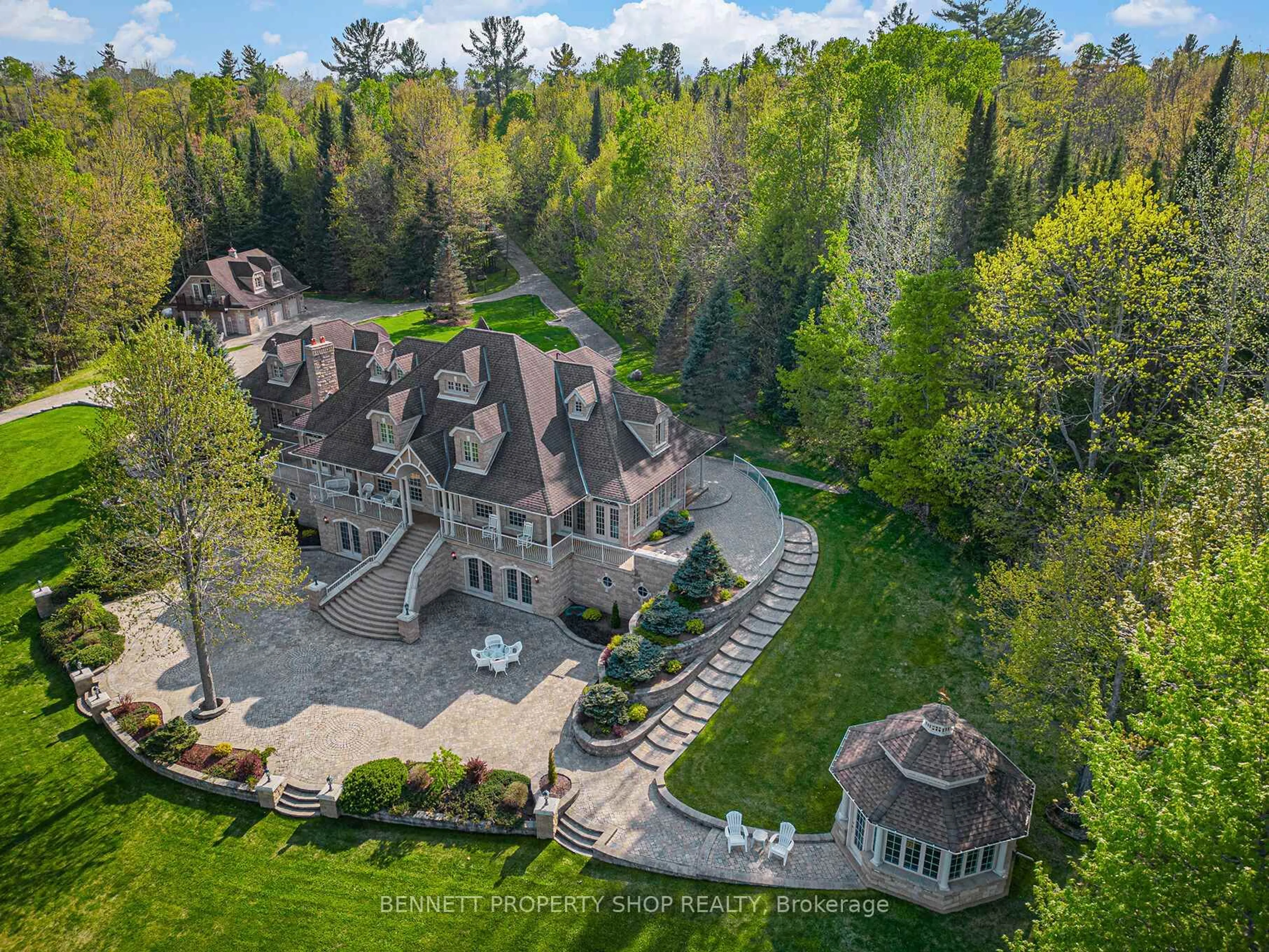 A pic from outside/outdoor area/front of a property/back of a property/a pic from drone, unknown for 445 BALMER BAY Rd, Deep River Ontario K0J 1P0