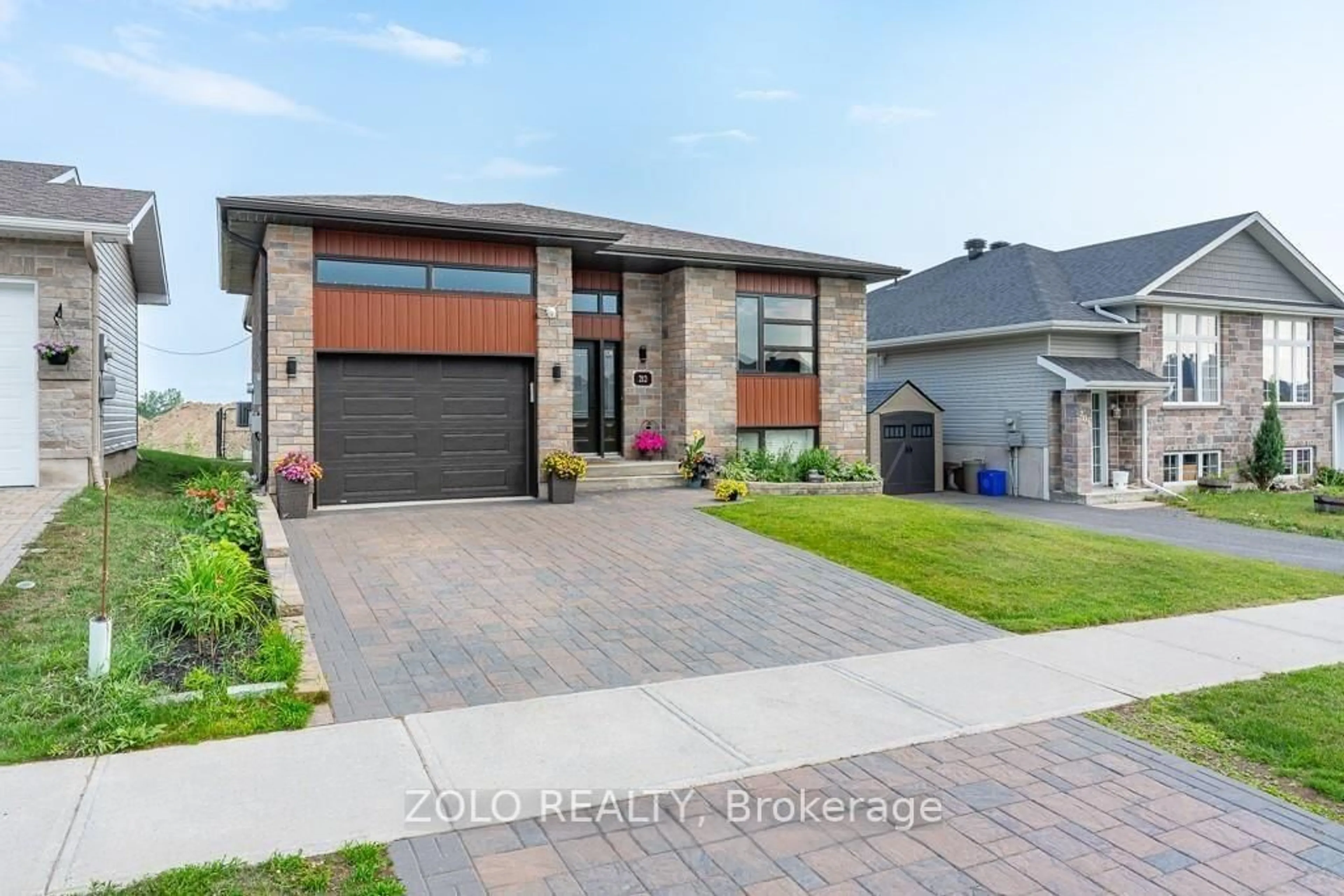 Home with brick exterior material, street for 212 Bellwood Dr, Cornwall Ontario K6H 0G9