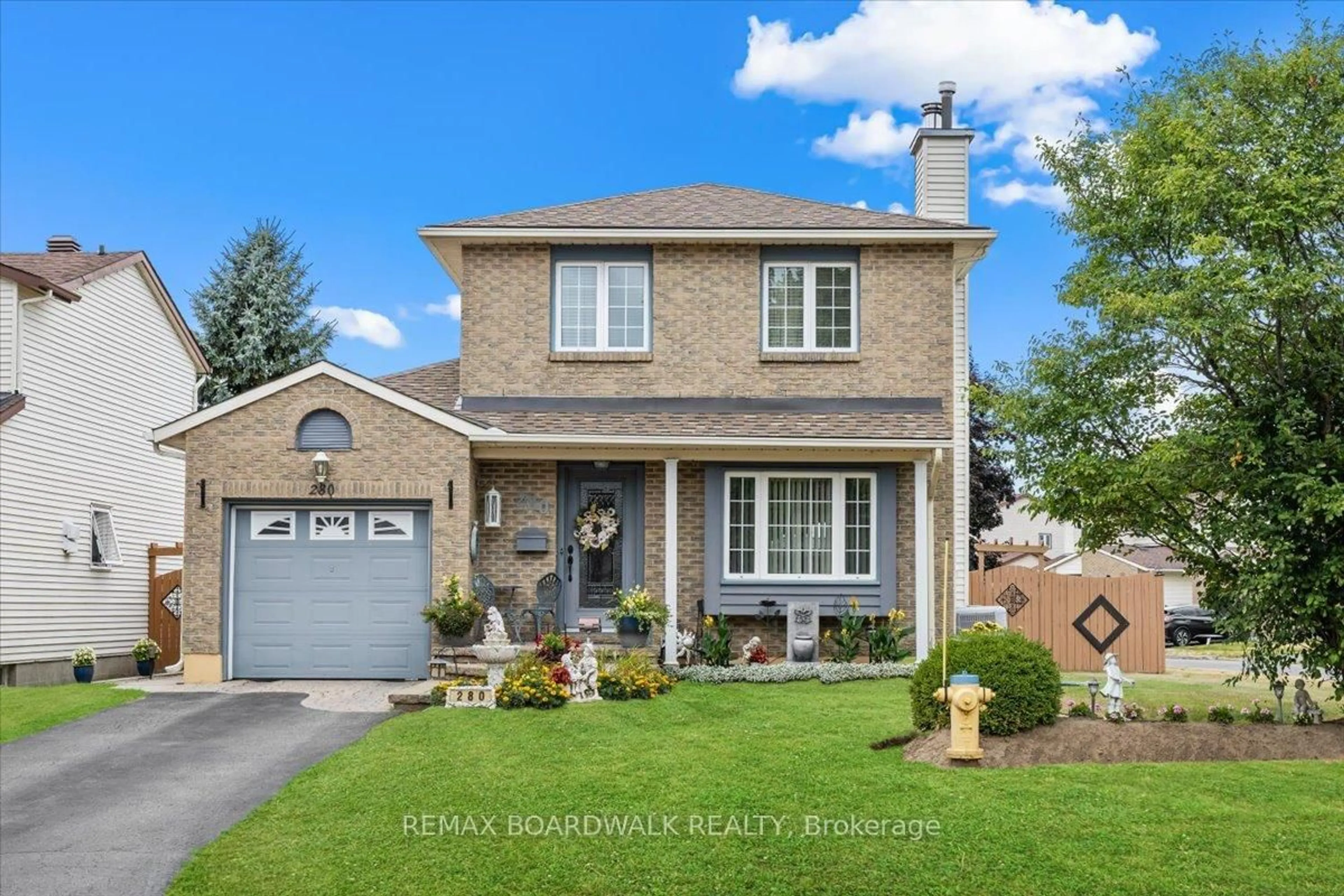Home with brick exterior material, street for 280 Park Grove Dr, Ottawa Ontario K1E 2T1