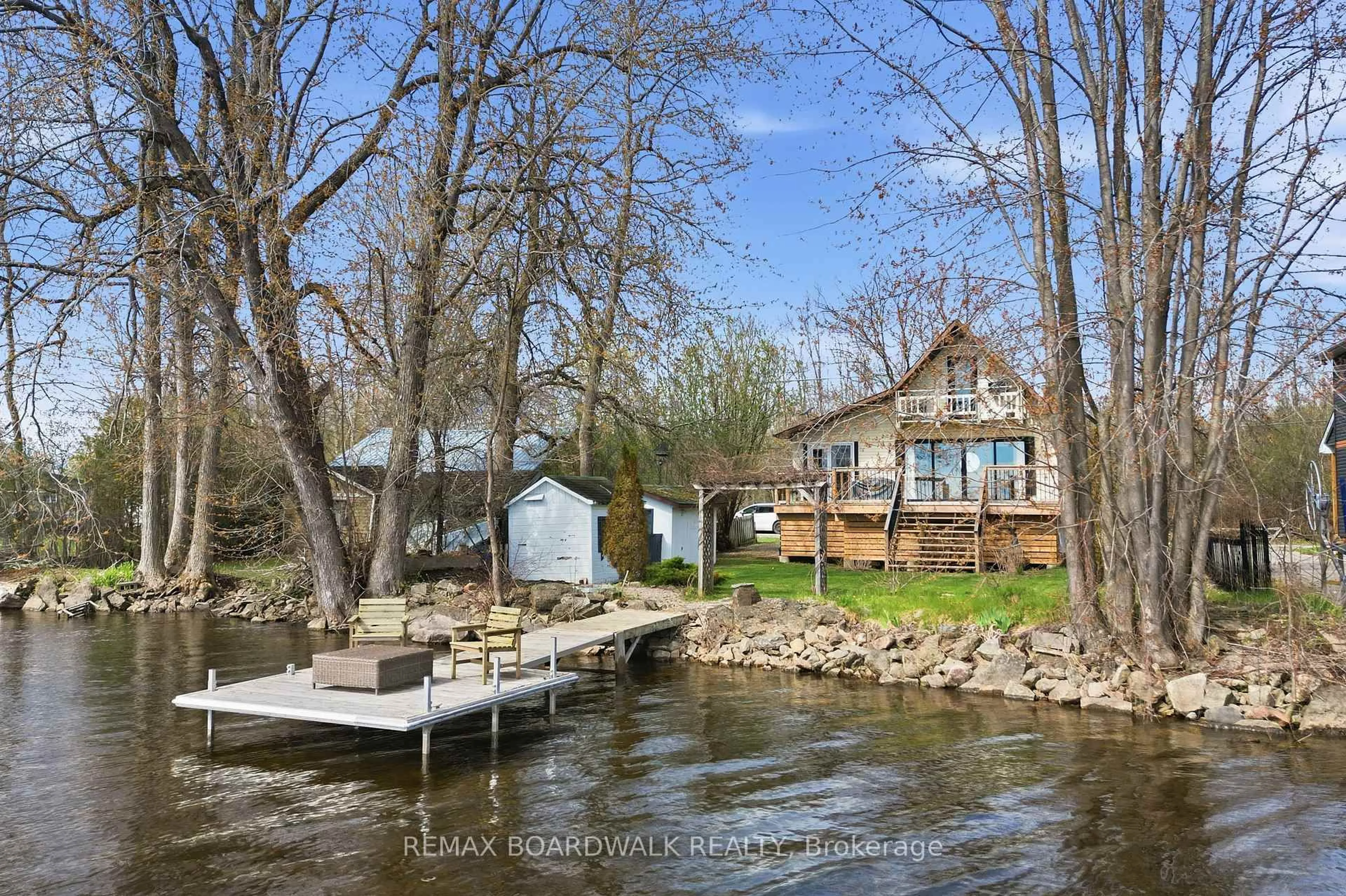 A pic from outside/outdoor area/front of a property/back of a property/a pic from drone, water/lake/river/ocean view for 124 Mccullough's Landing Rd, Perth Ontario K7H 0J3