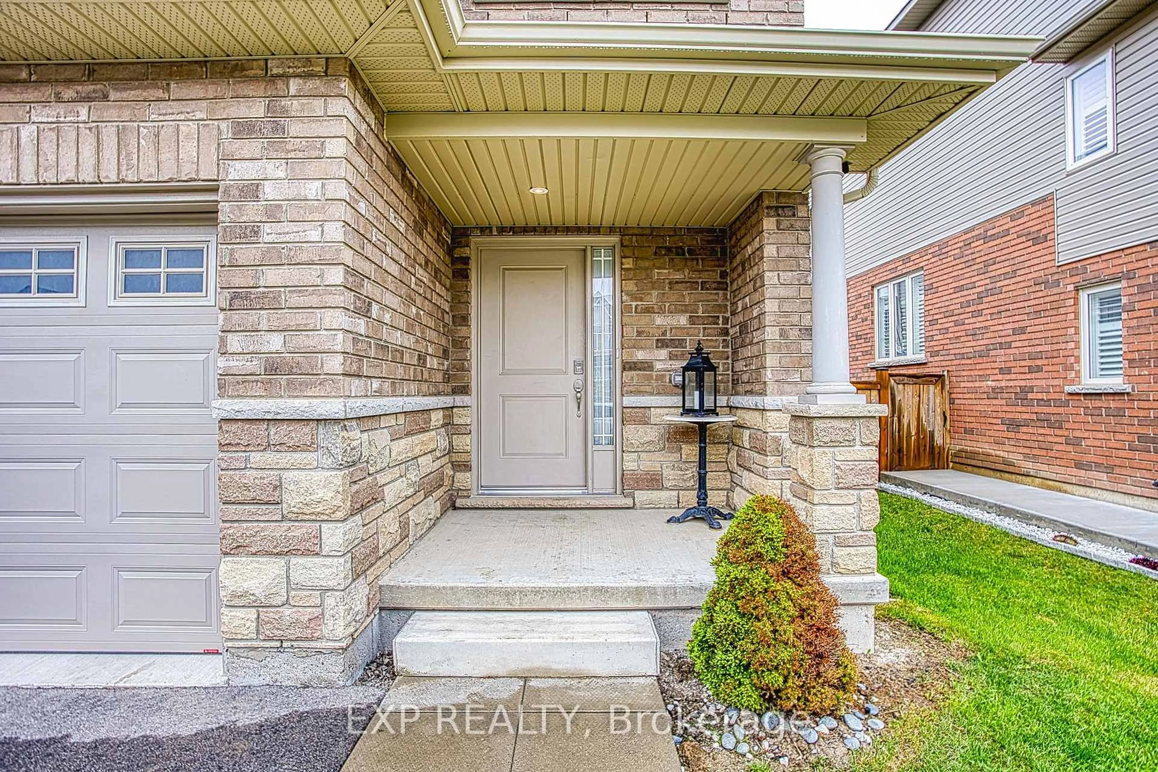 Unknown for 90 Cittadella Blvd, Hamilton Ontario L0R 1P0